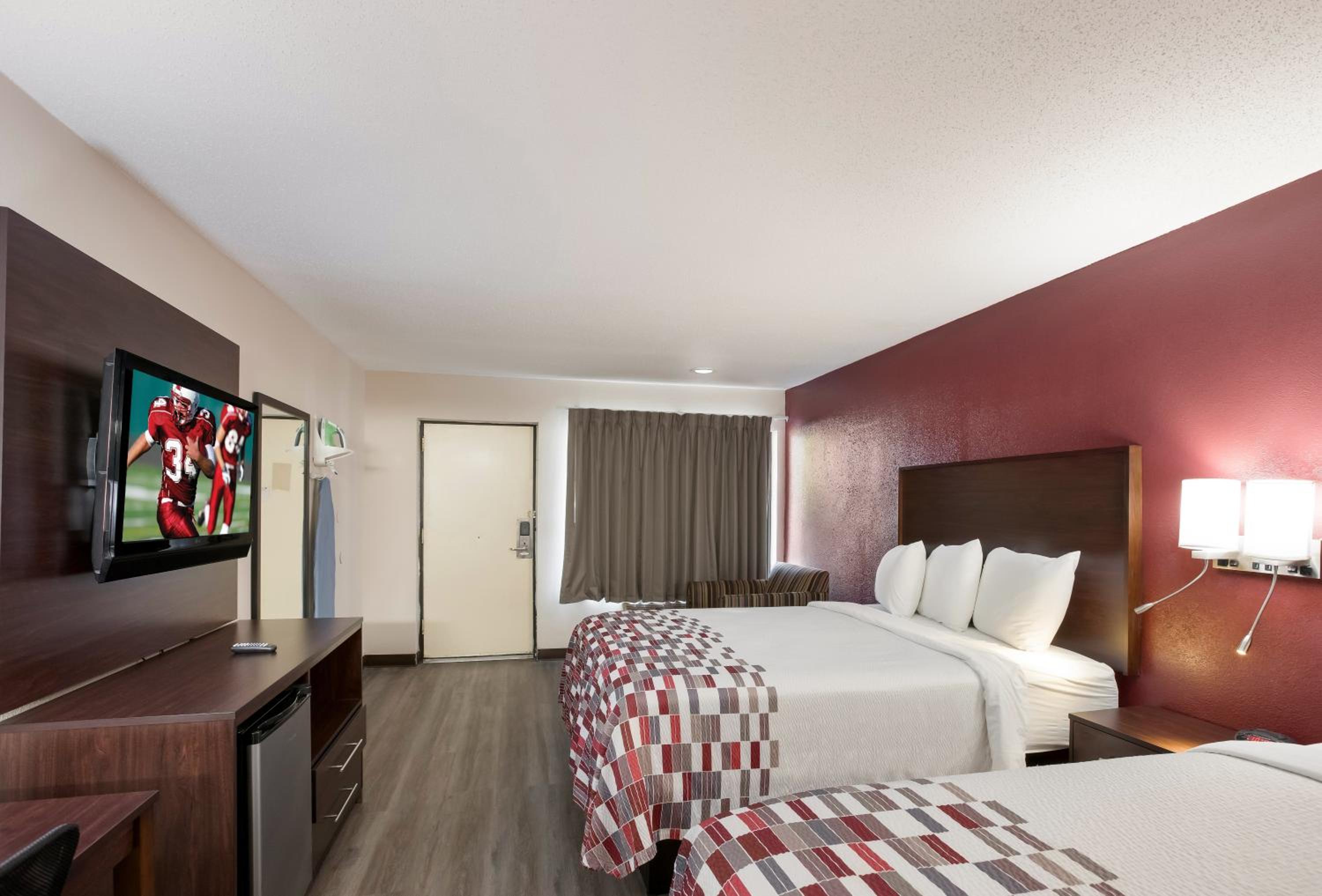 Red Roof Inn Dillon, SC, Photo 29
