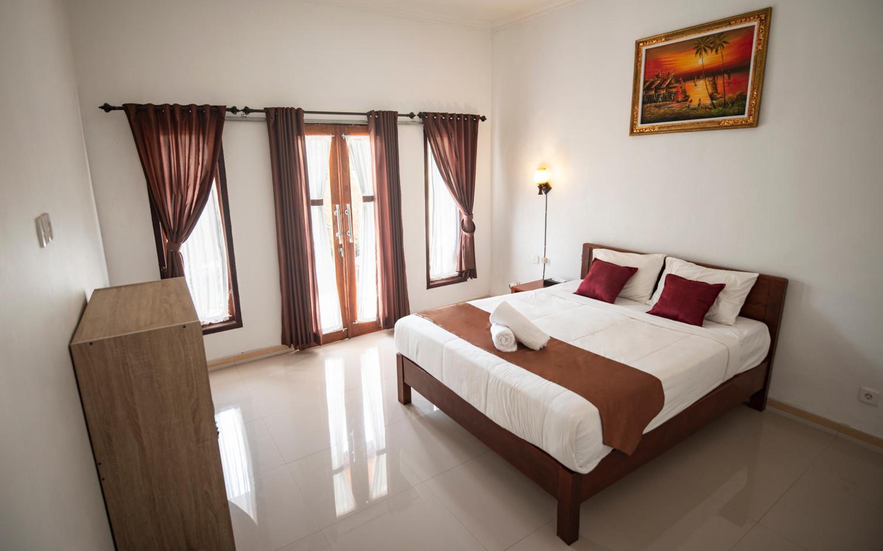 Santhi Guna Bungalow