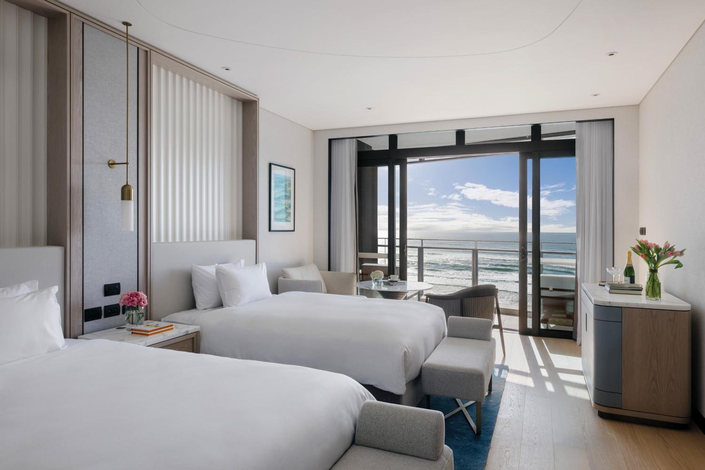 The Langham, Gold Coast and Jewel Residences-2