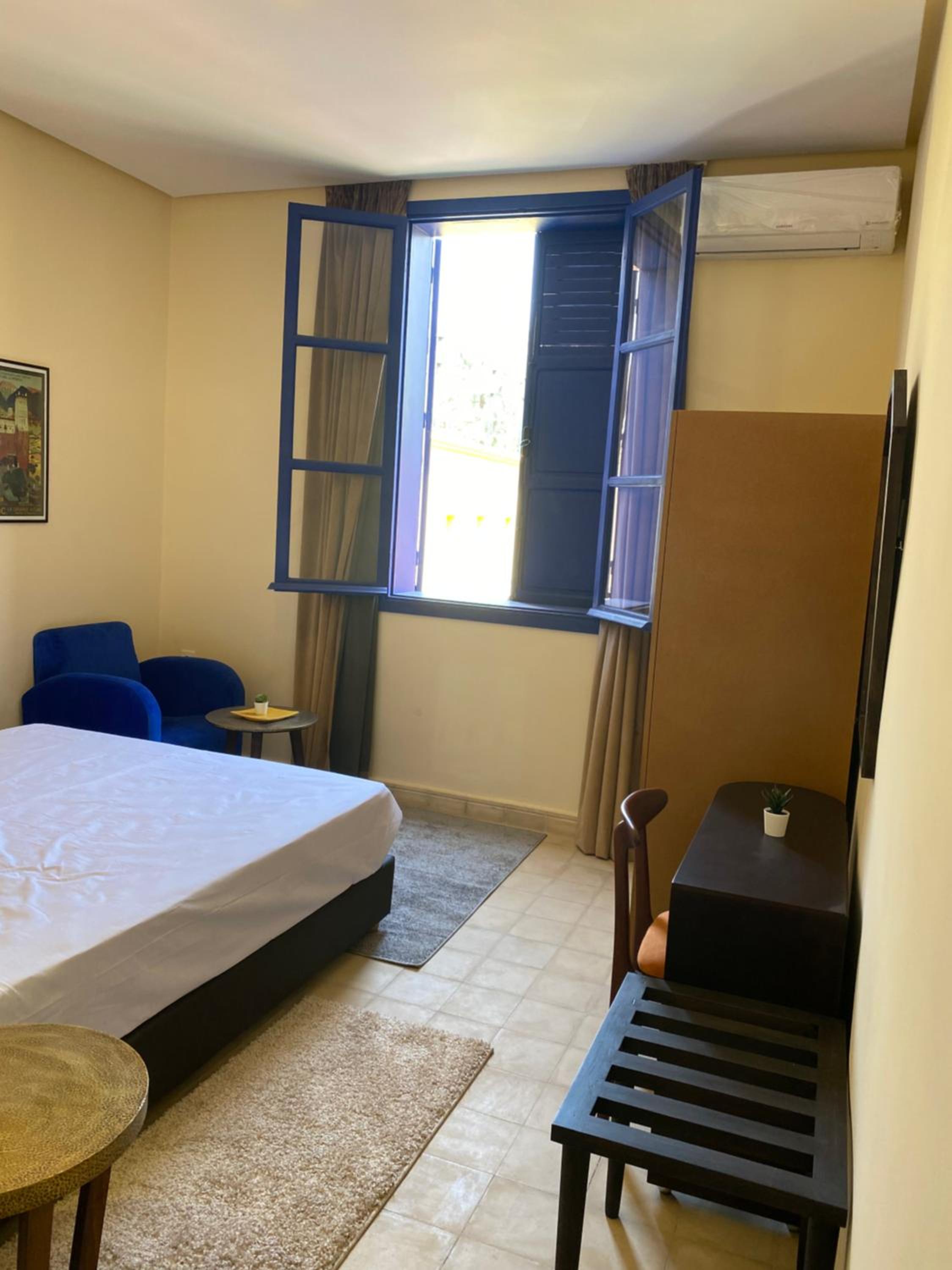 hotel room