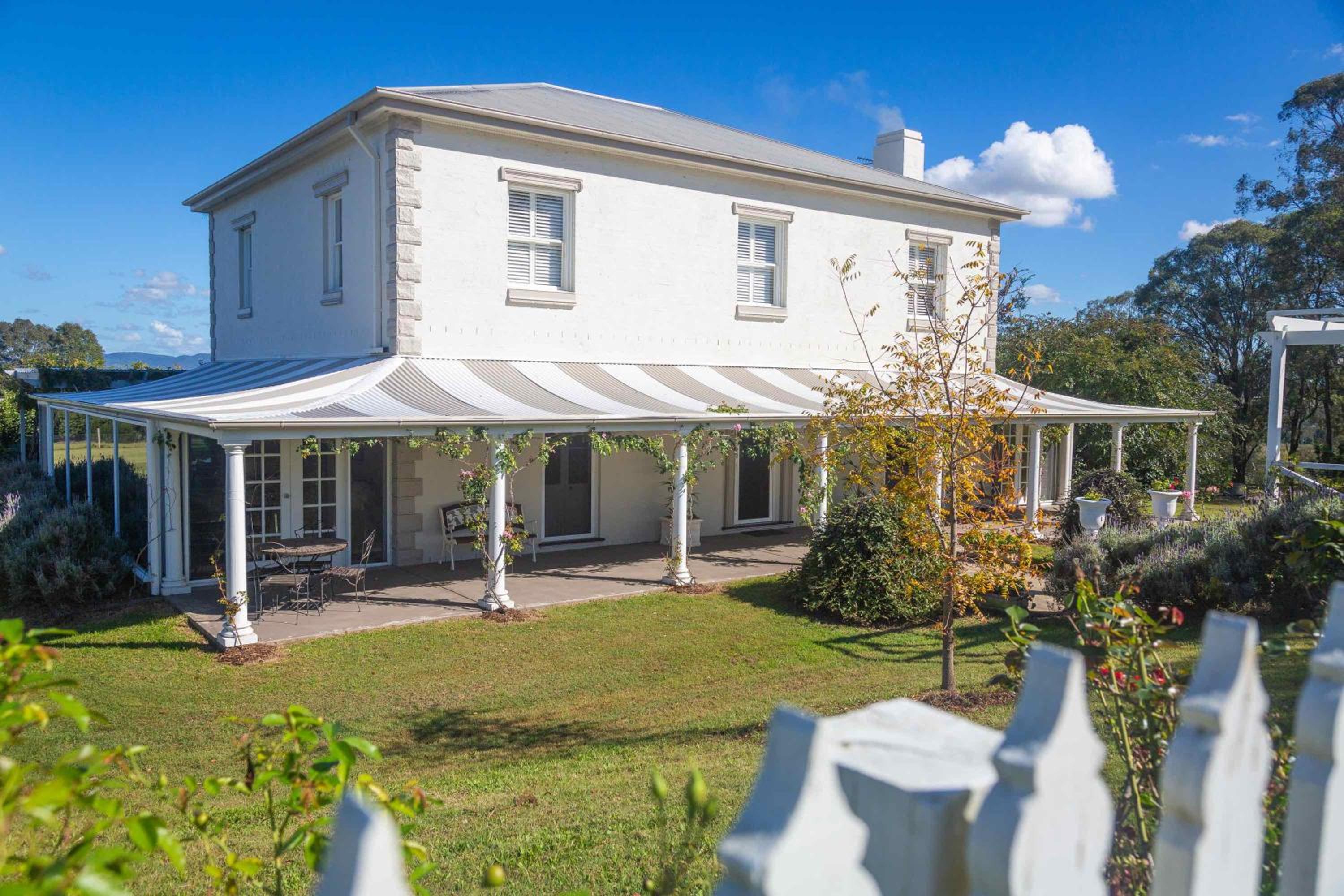Staghorn Manor