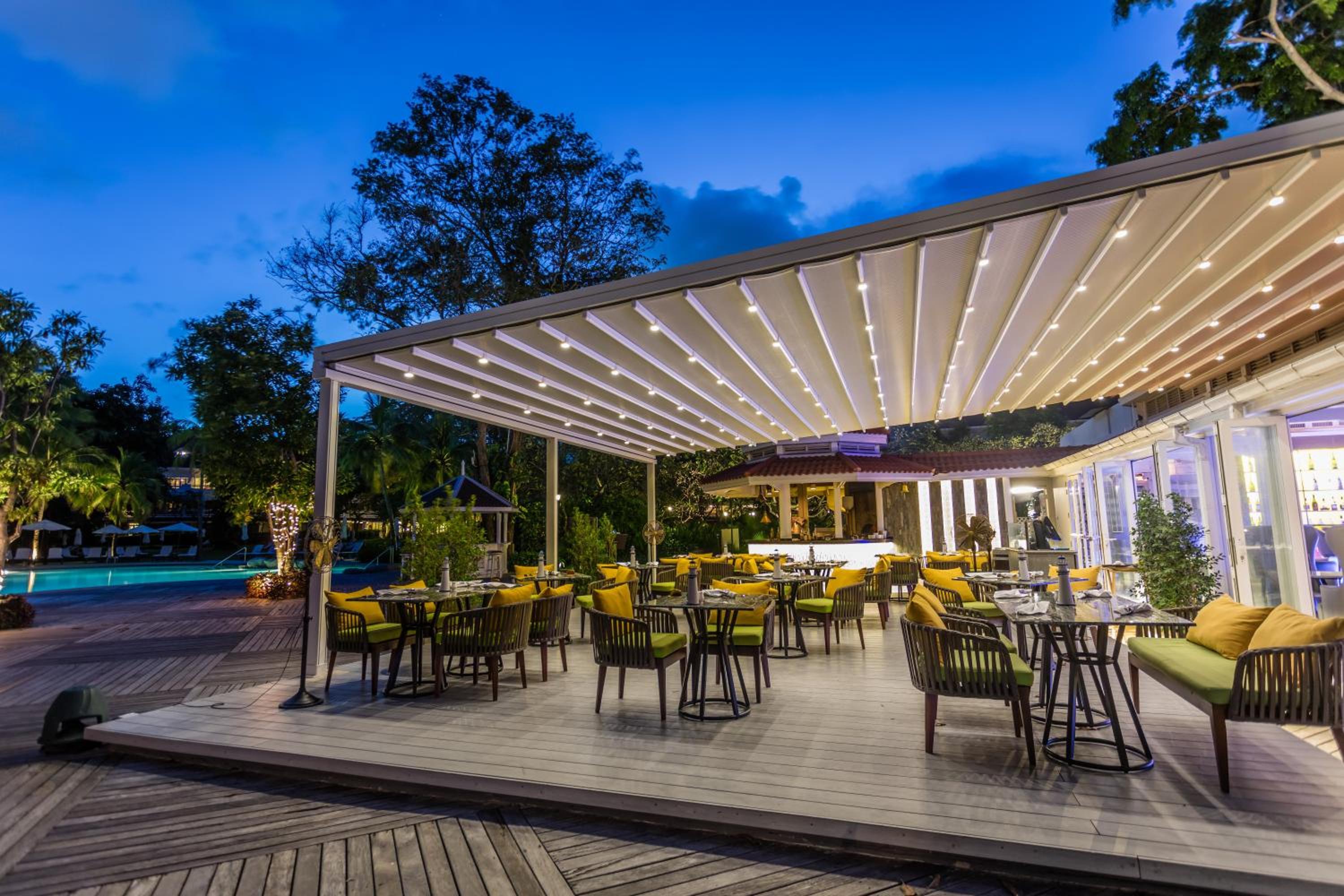 Centara Grand Beach Resort Hua Hin