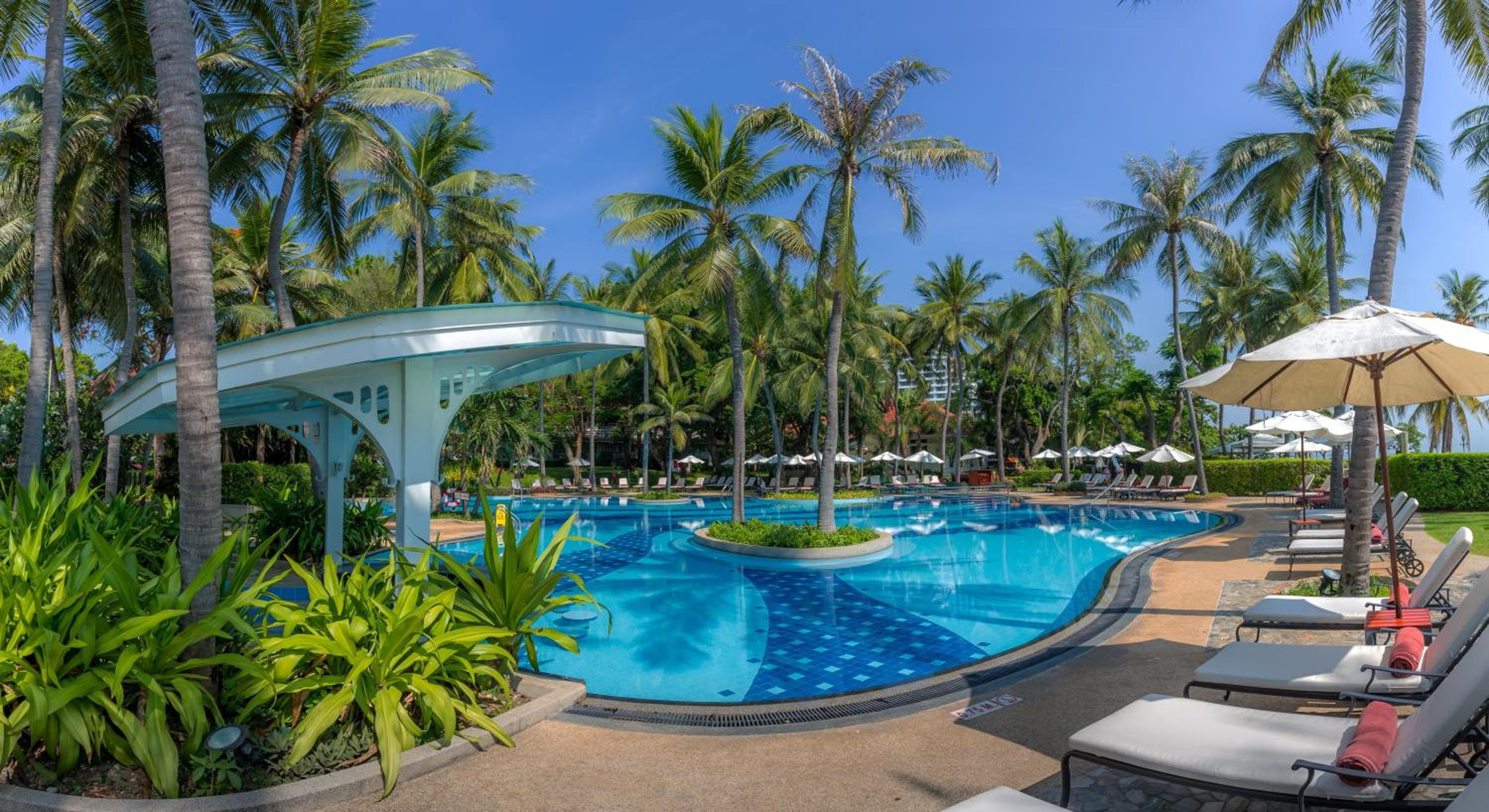 Centara Grand Beach Resort Hua Hin