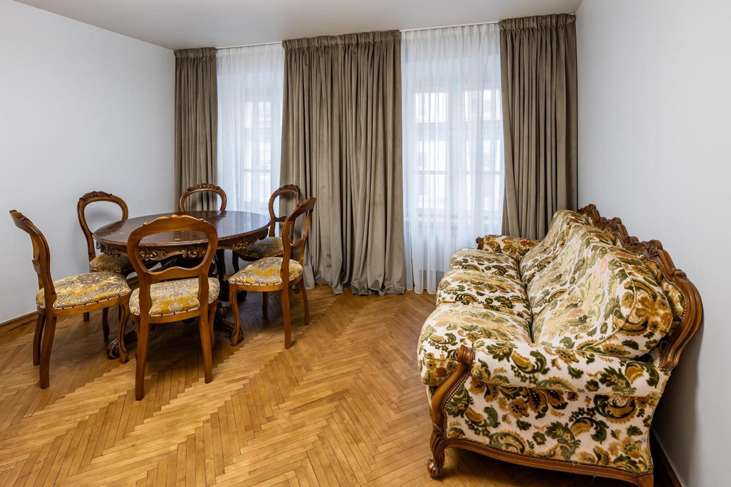 Romari apartment Вірменська view 4