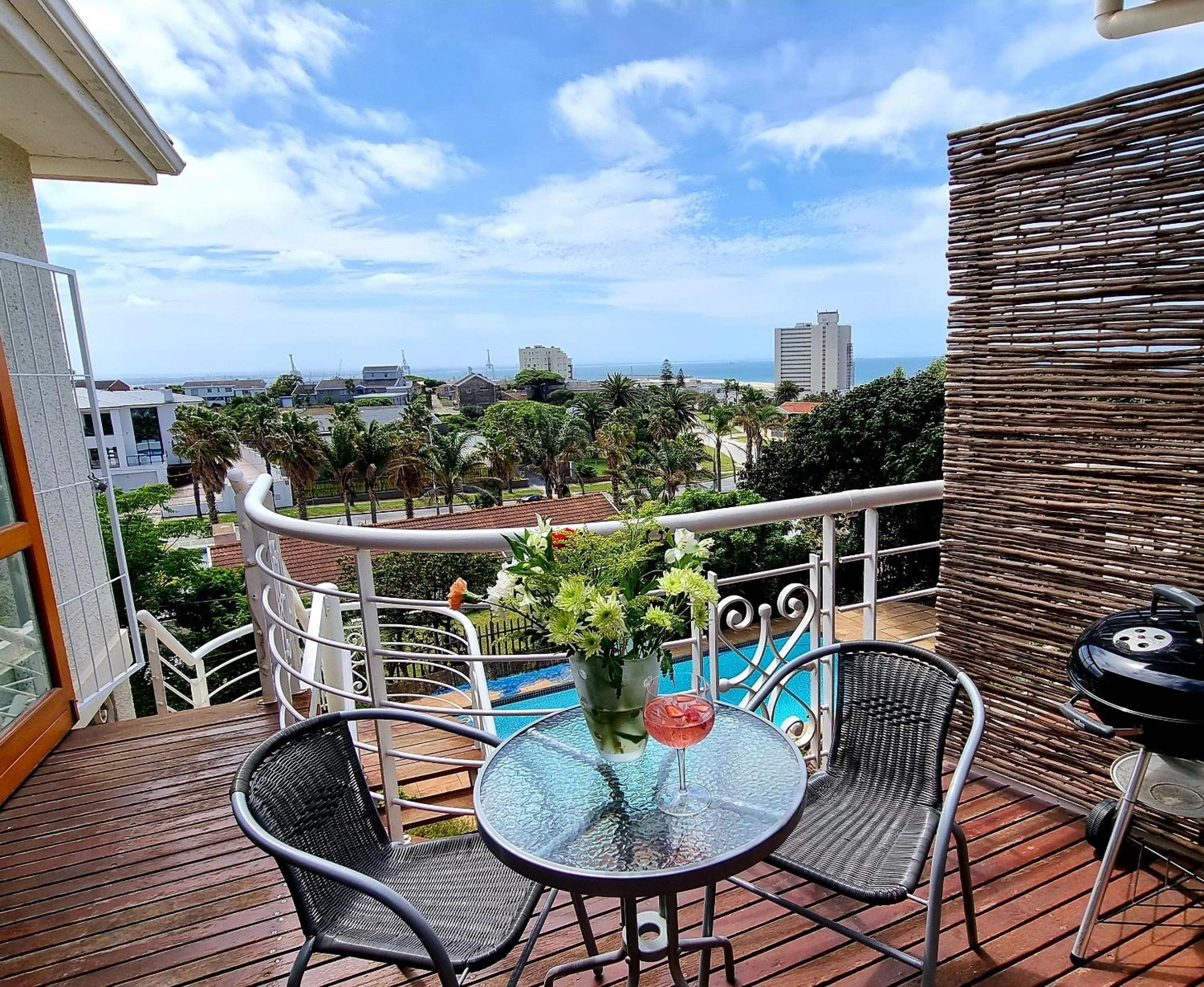 Kings Beach Cottages view 4