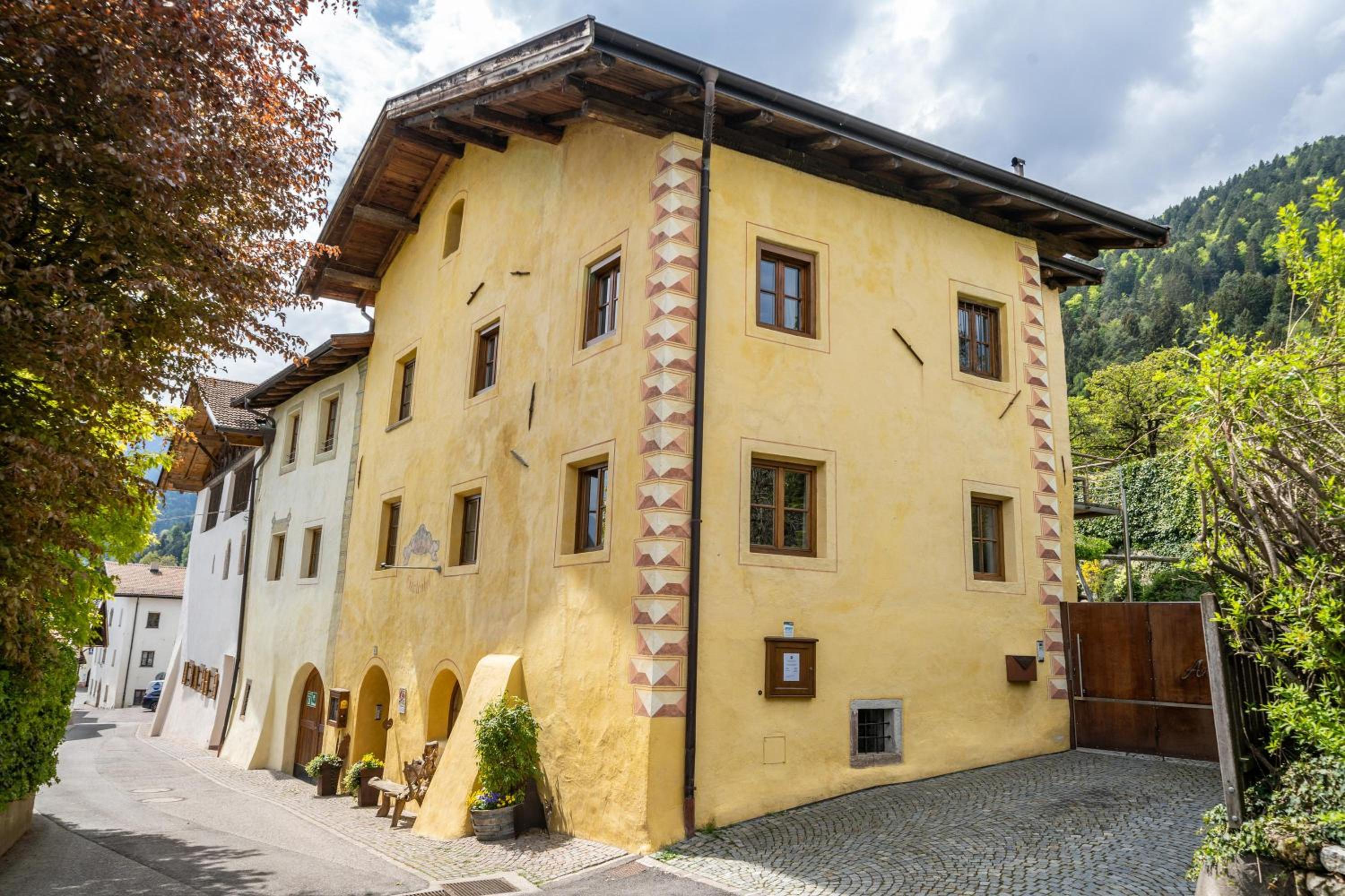 Ansitz Gurtenhof M Maultasch view 5