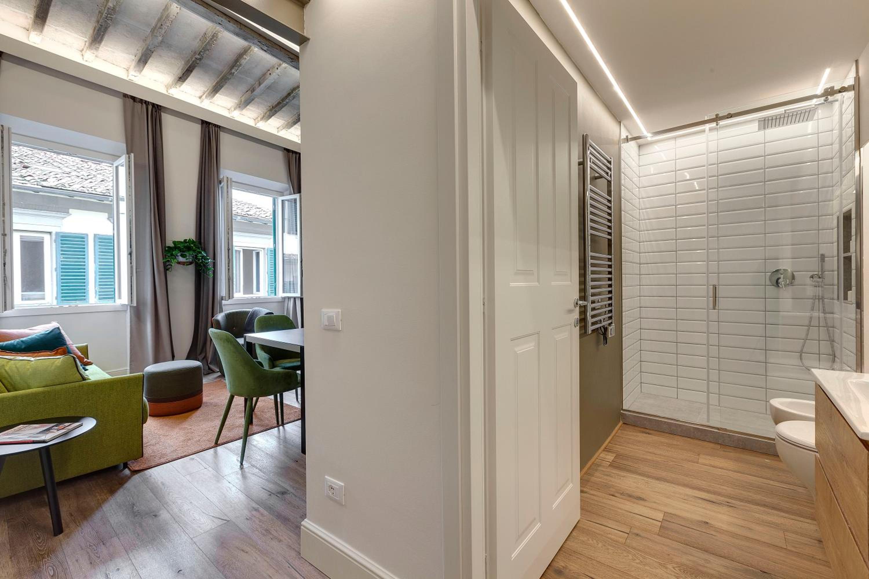 Turandot Apartment by Mamo Florence