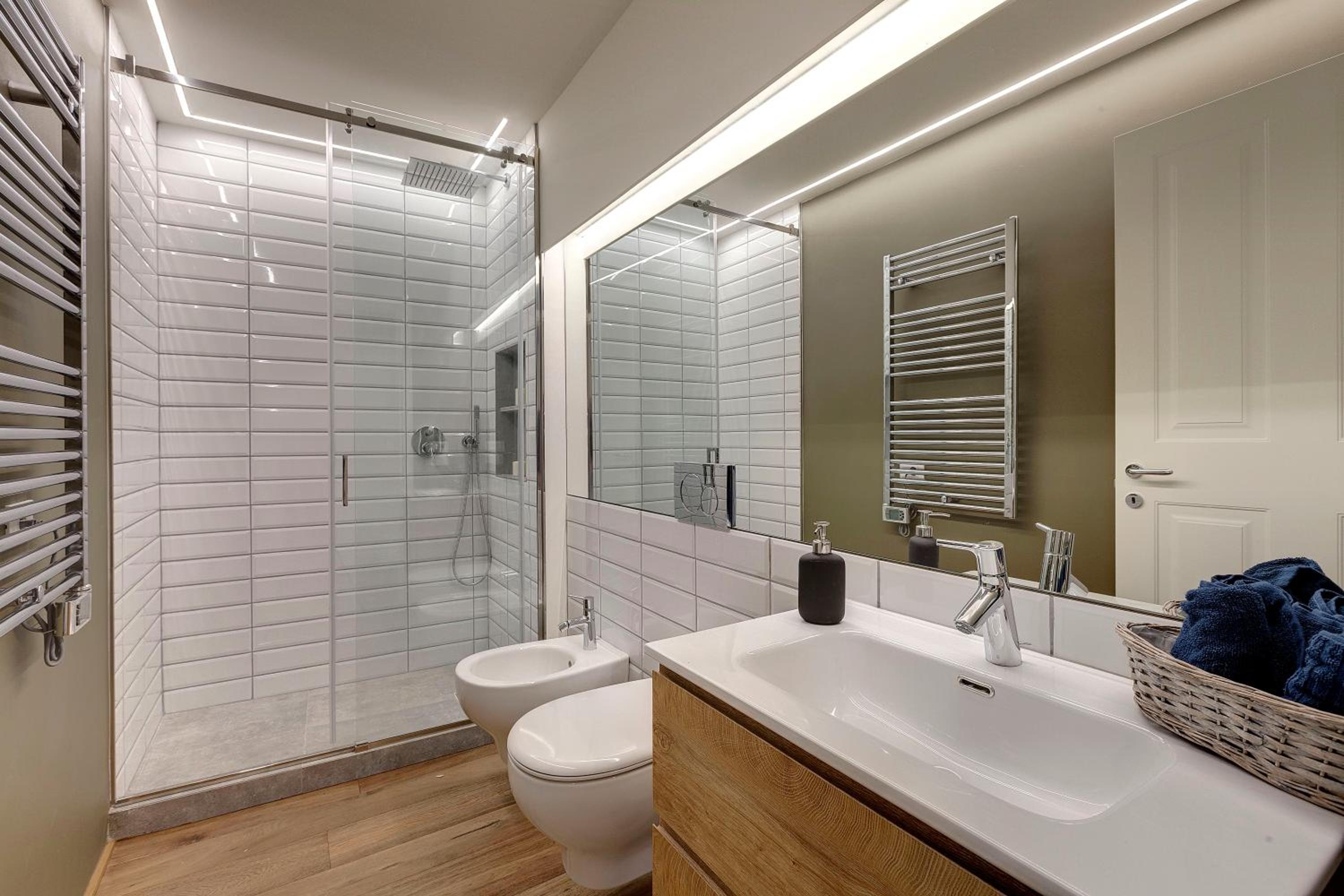 Turandot Apartment by Mamo Florence
