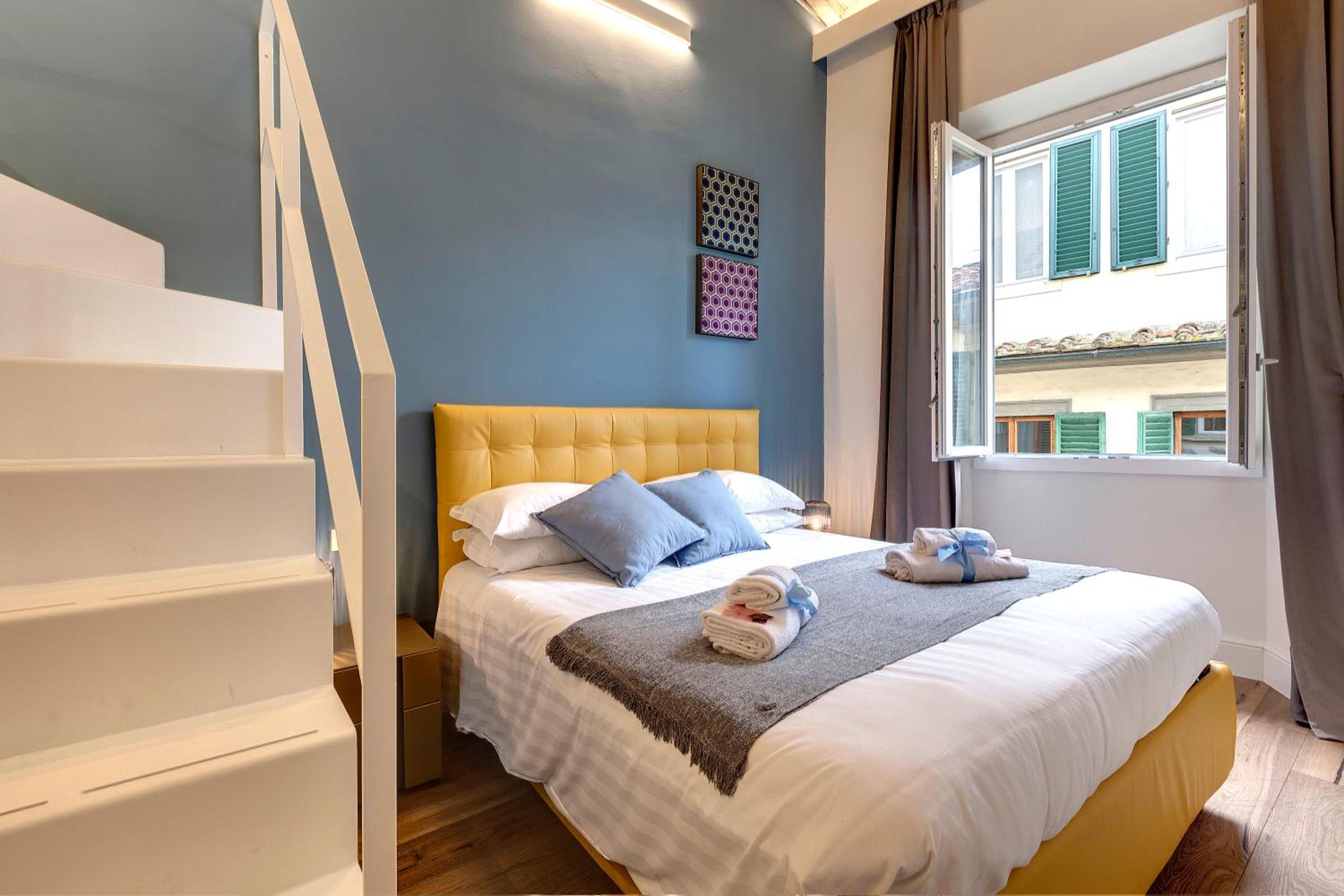 Turandot Apartment by Mamo Florence