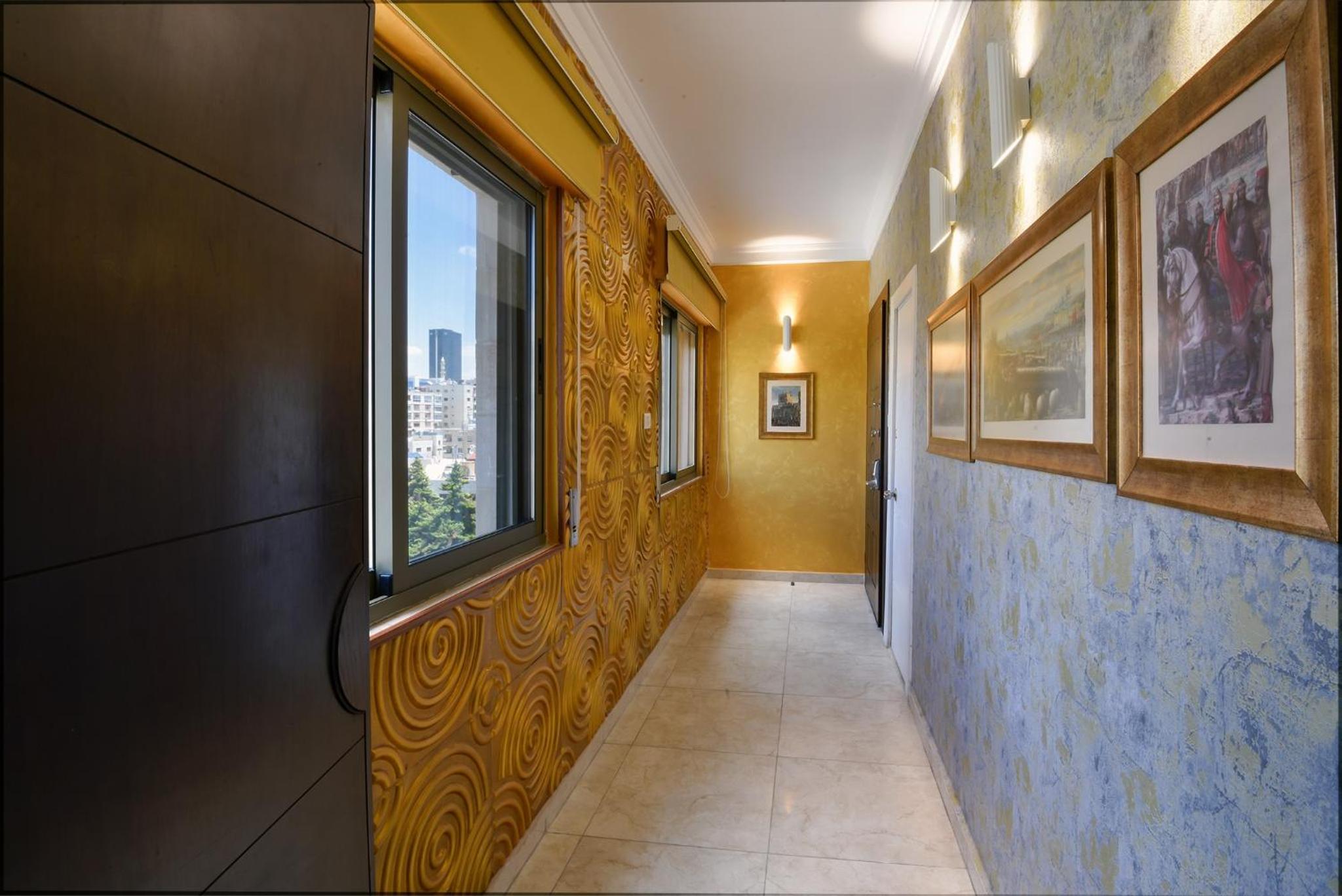 Janty Apartments