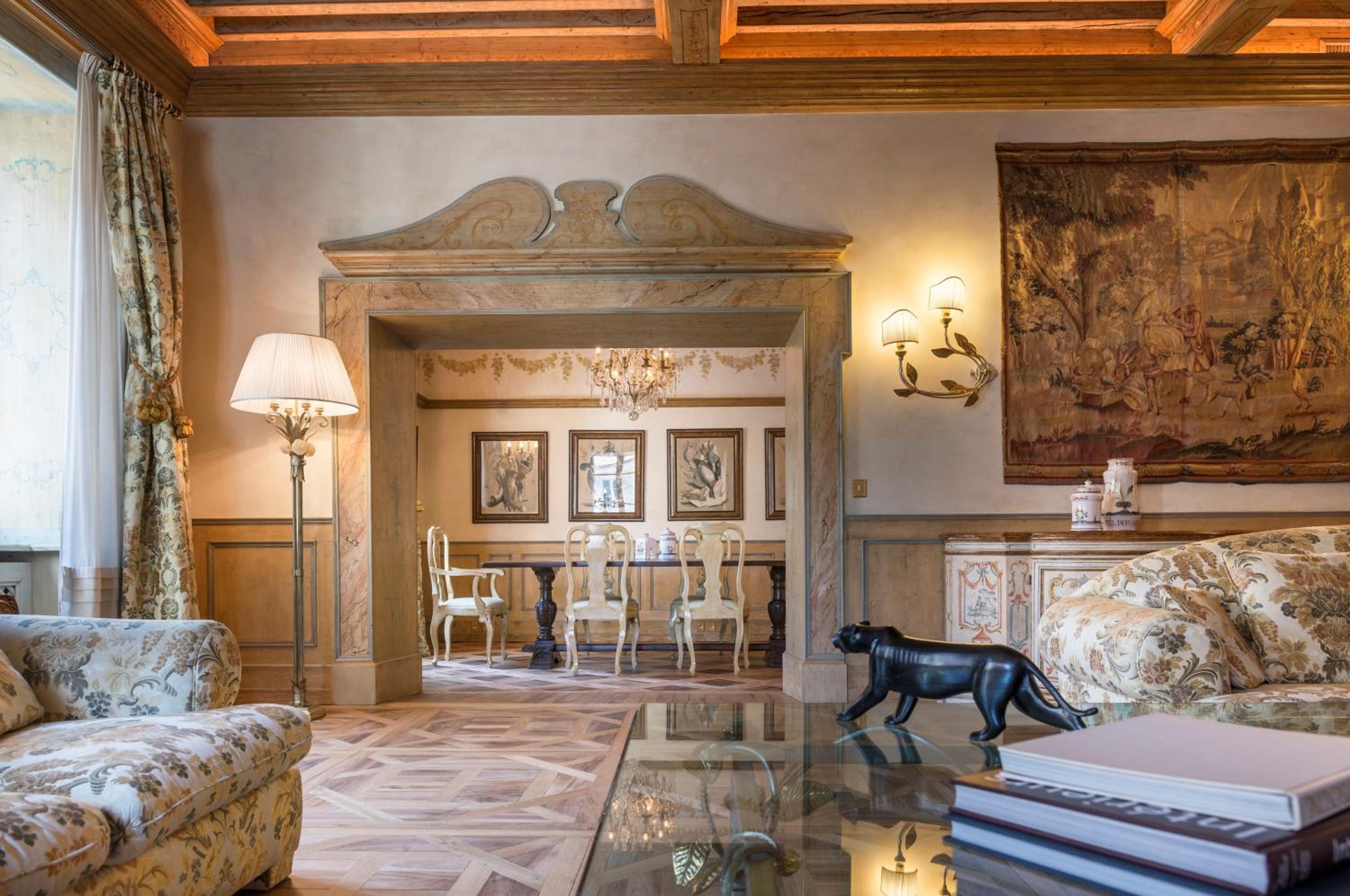 Annecy Historical Center - 165 square meter - 3 bedrooms & 3 bathrooms