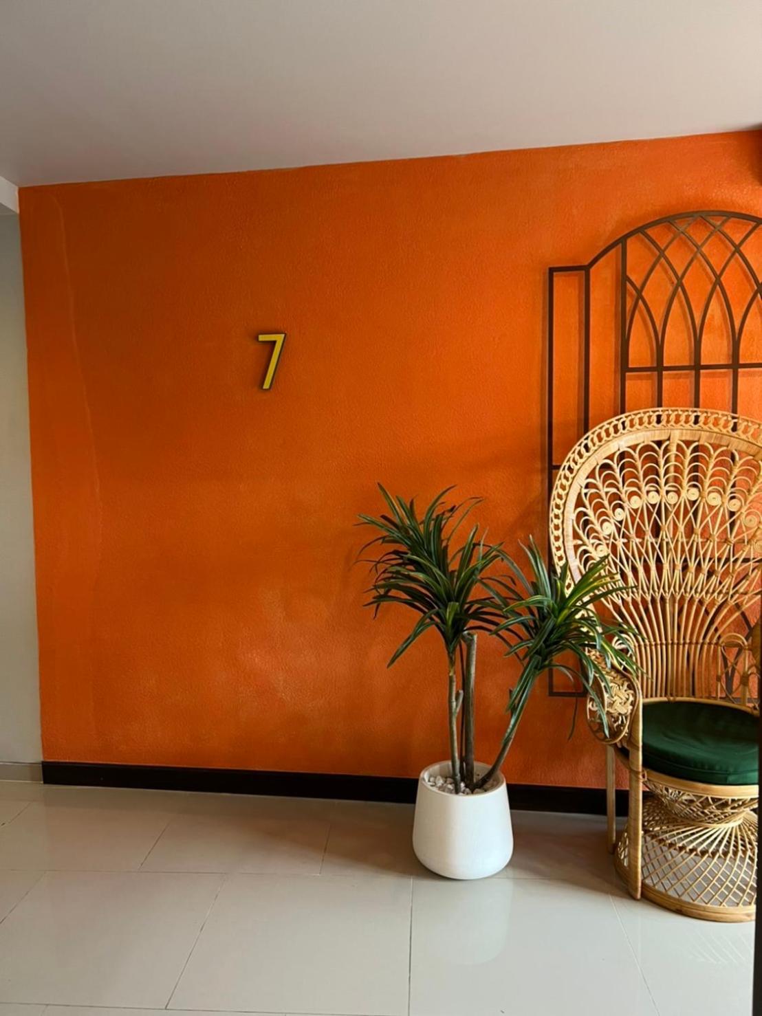 La Habana Huahin by Ying