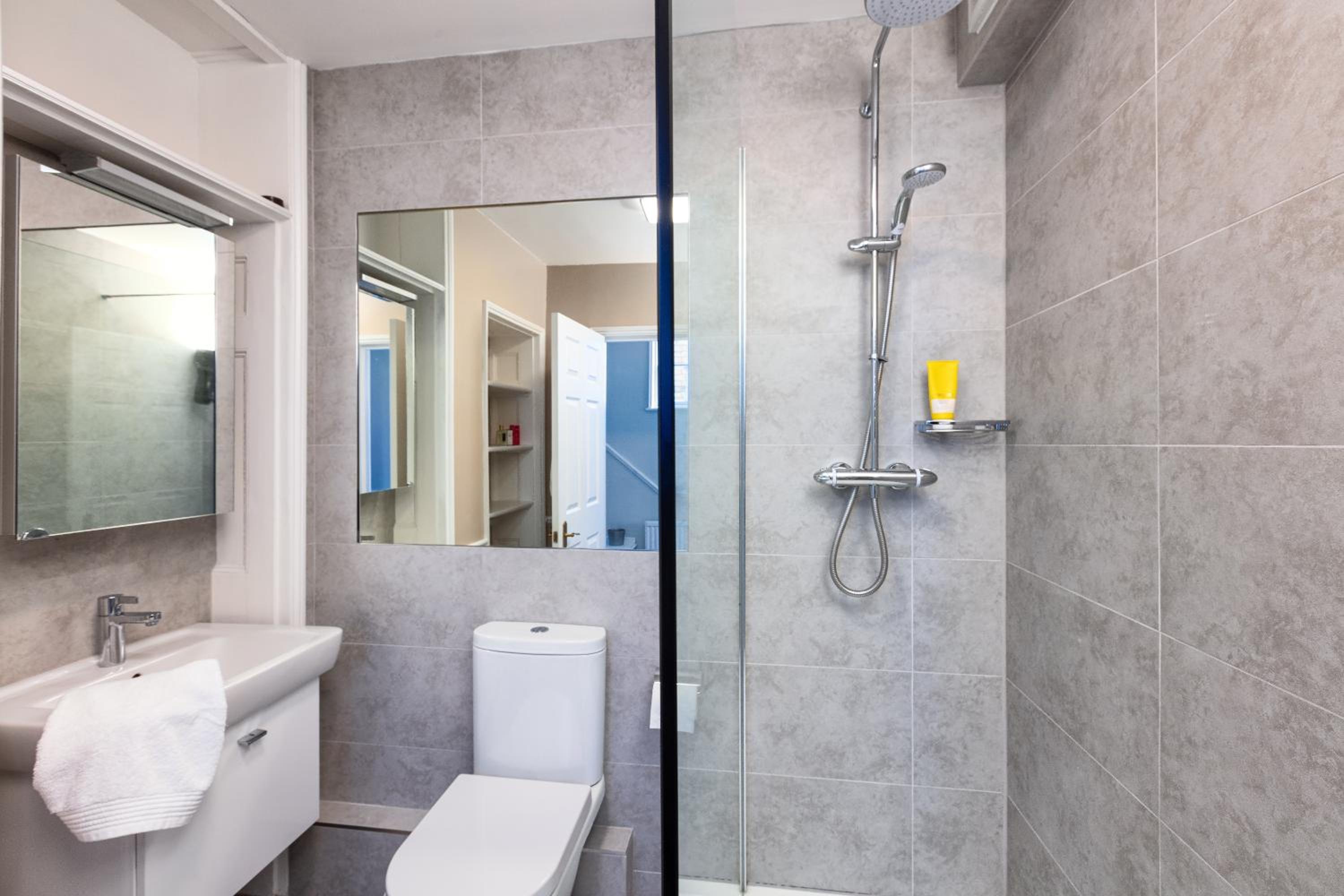 Ramsgate Vacations - Beach View: Stunning sea view  balcony apartment - Property Image 12