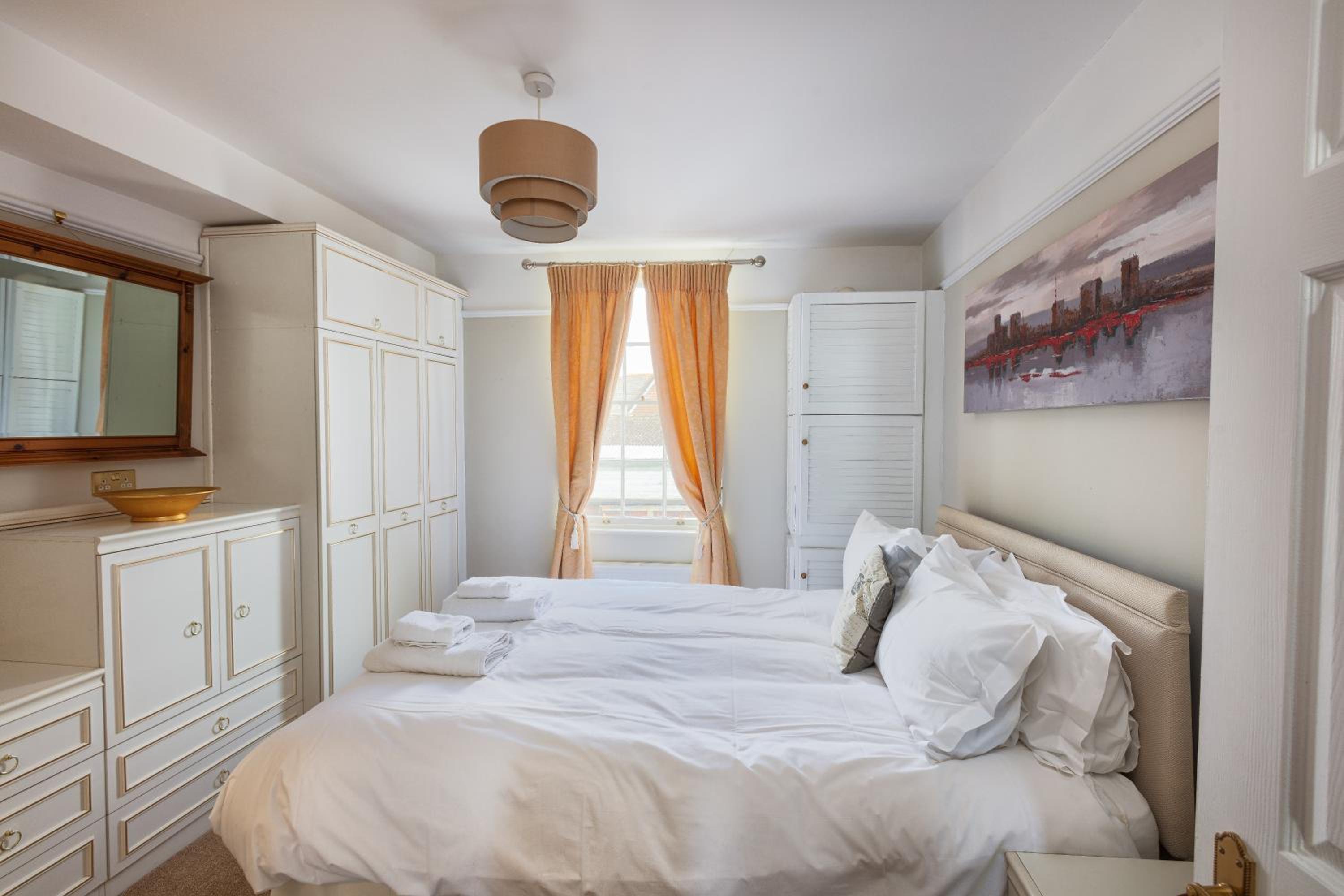 Ramsgate Vacations - Beach View: Stunning sea view  balcony apartment - Property Image 7