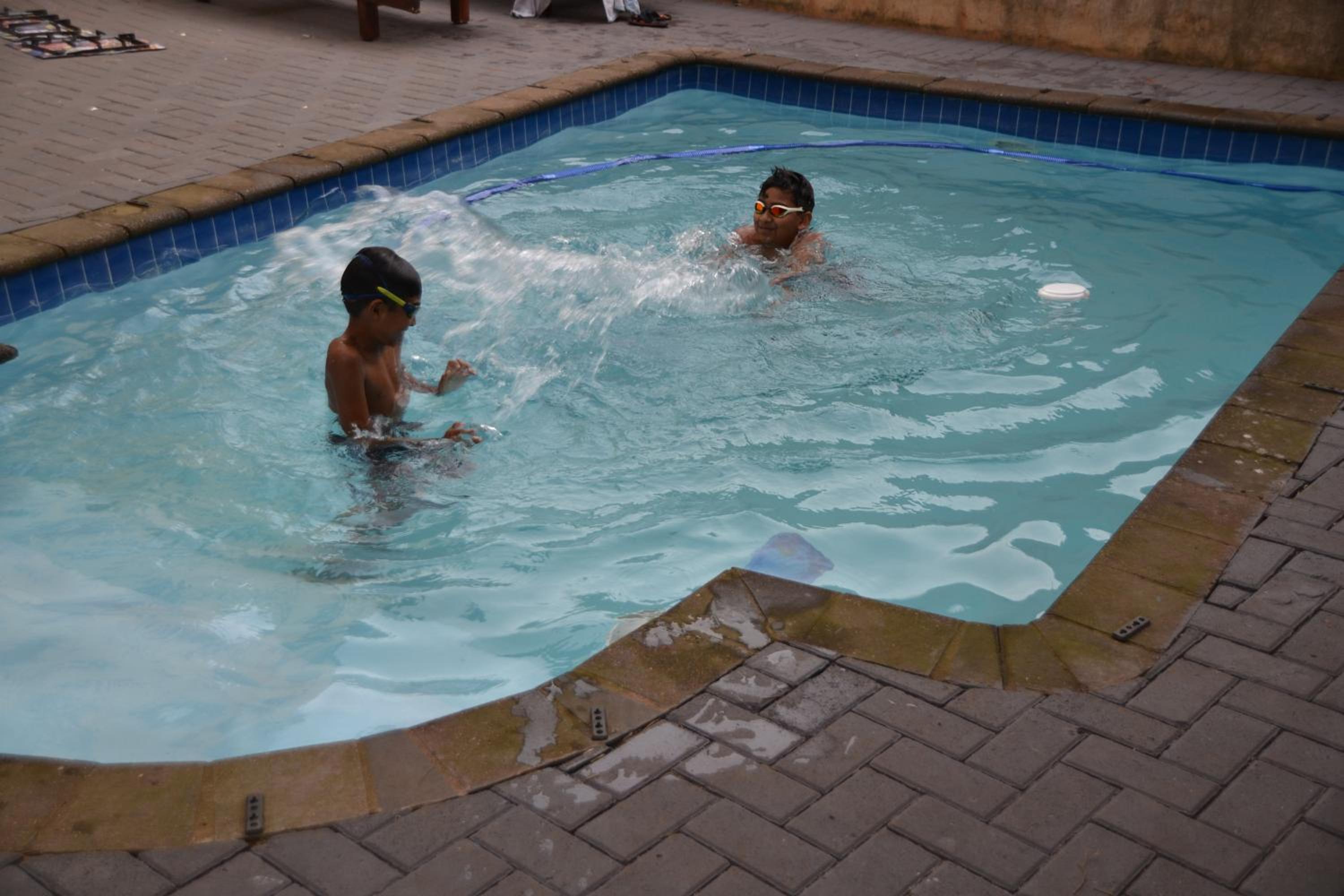 Photo 8