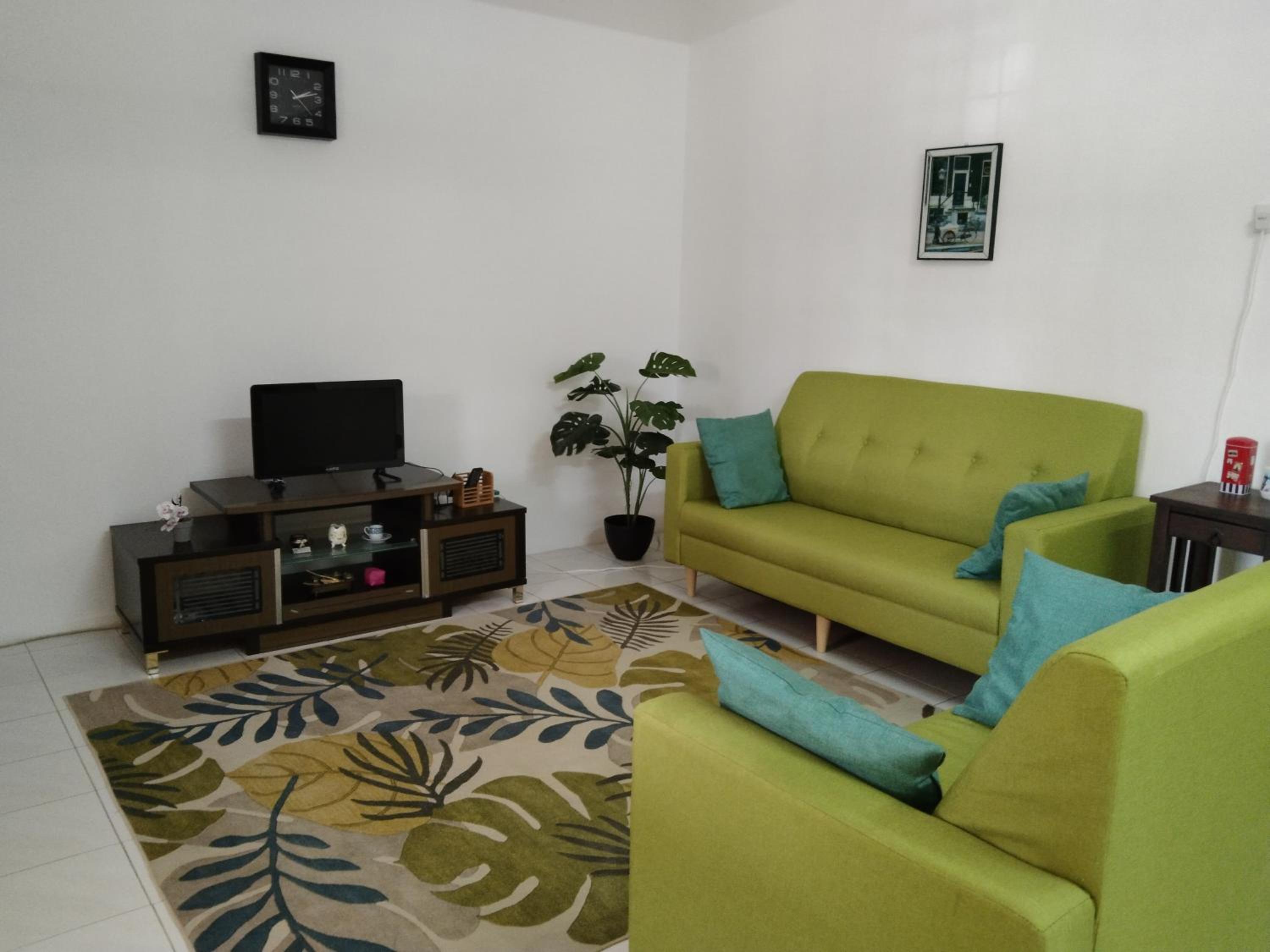 Afamily Homestay photo 2