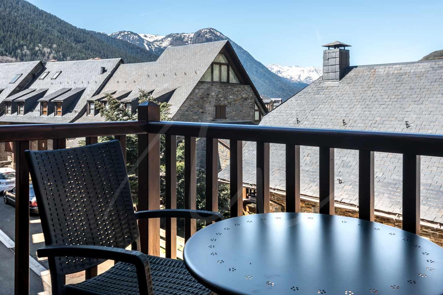 Casa Nere by SeaMount Rentals
