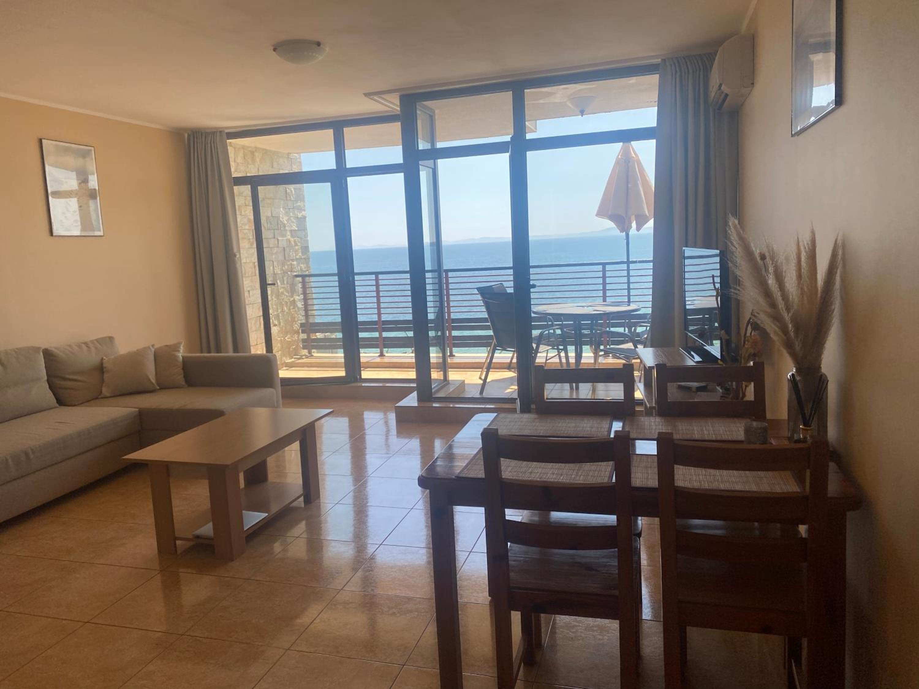 Dolce Vita Apartment view 3
