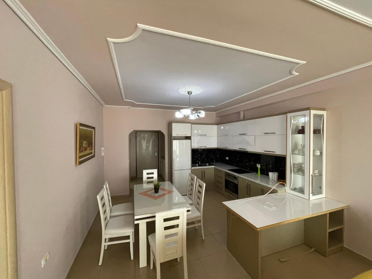 Flower Apartment Sarande photo 5