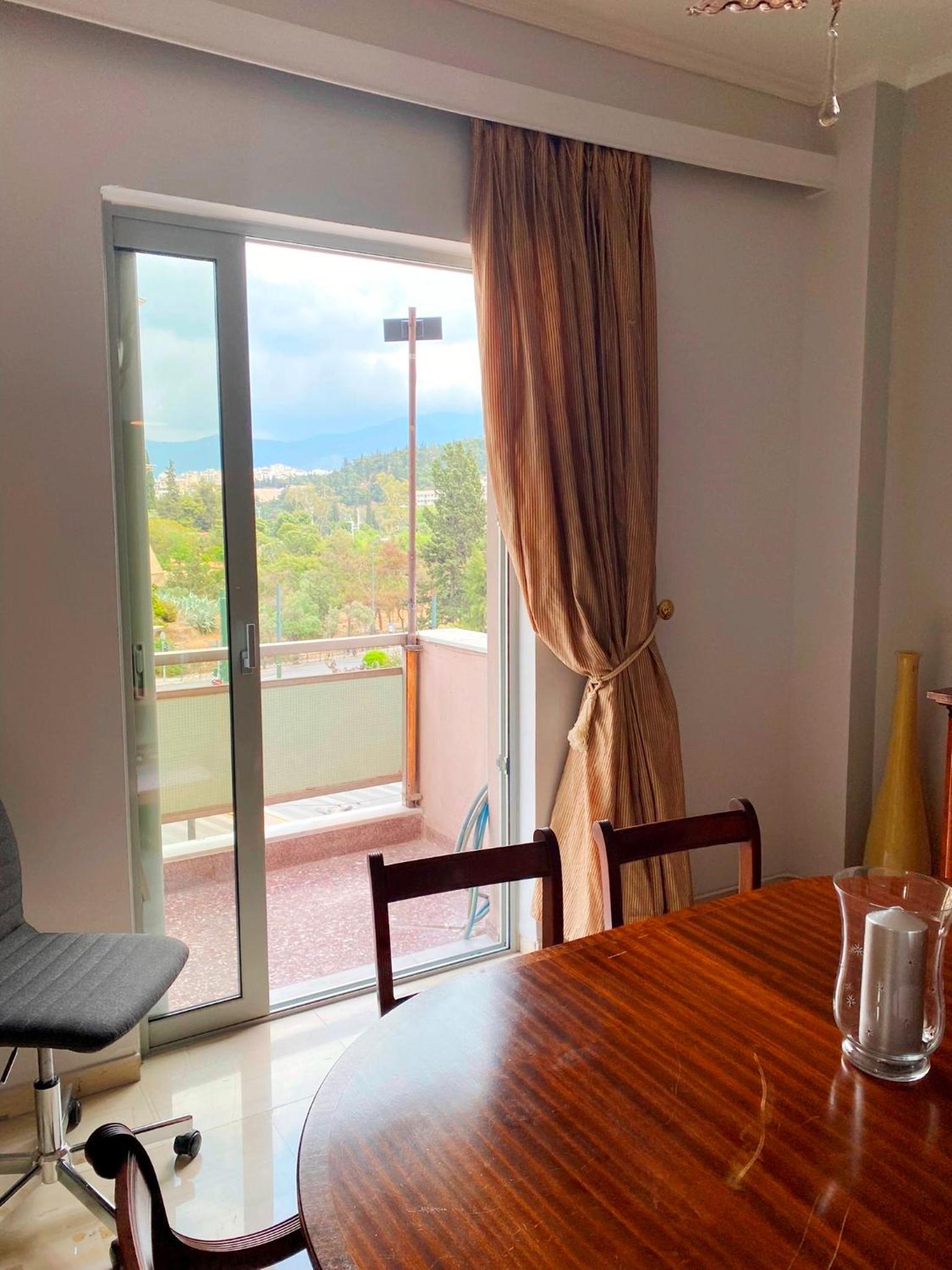 A Stroll to the Acropolis - By Athenian Homes