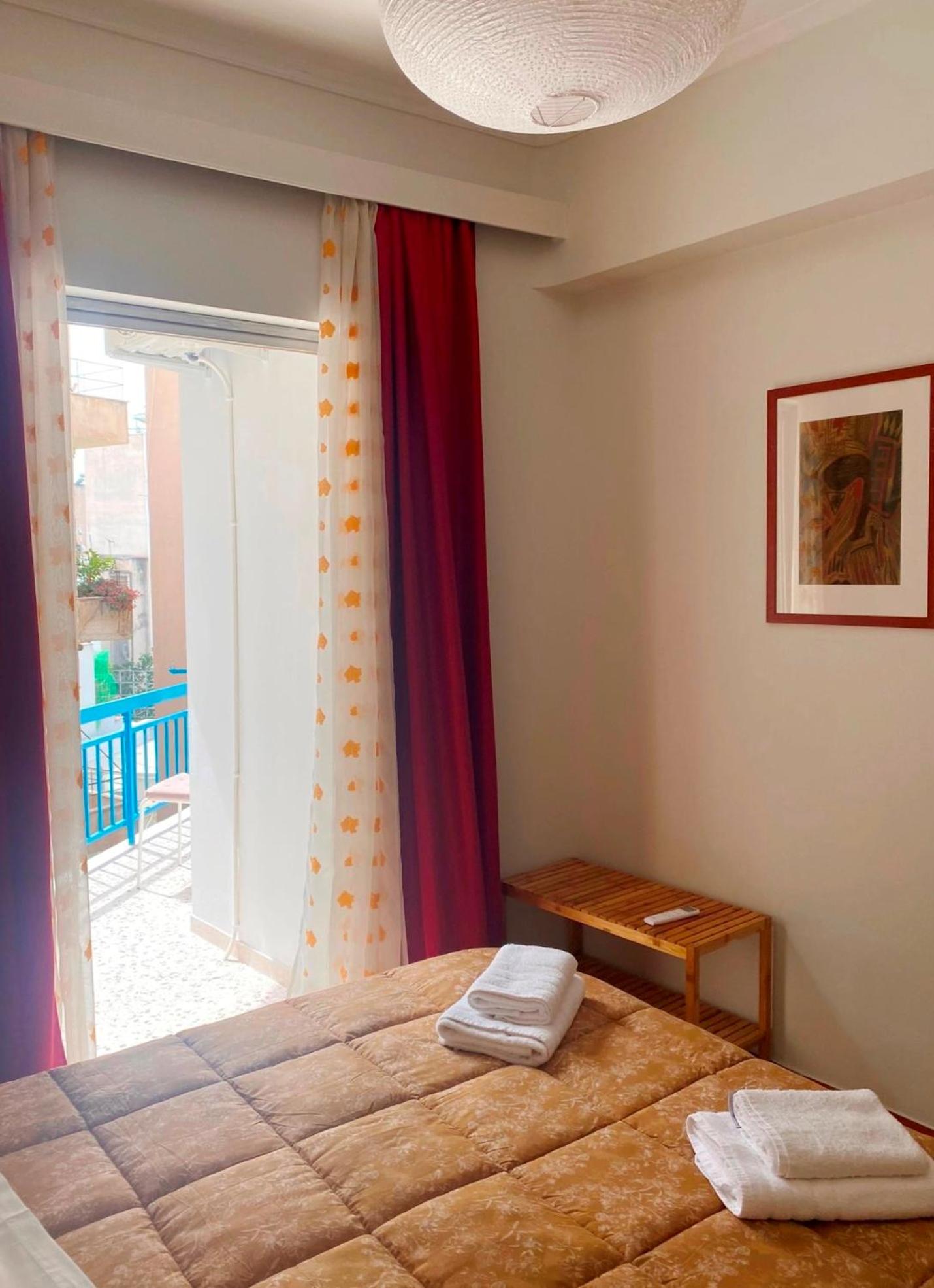 A Stroll to the Acropolis - By Athenian Homes