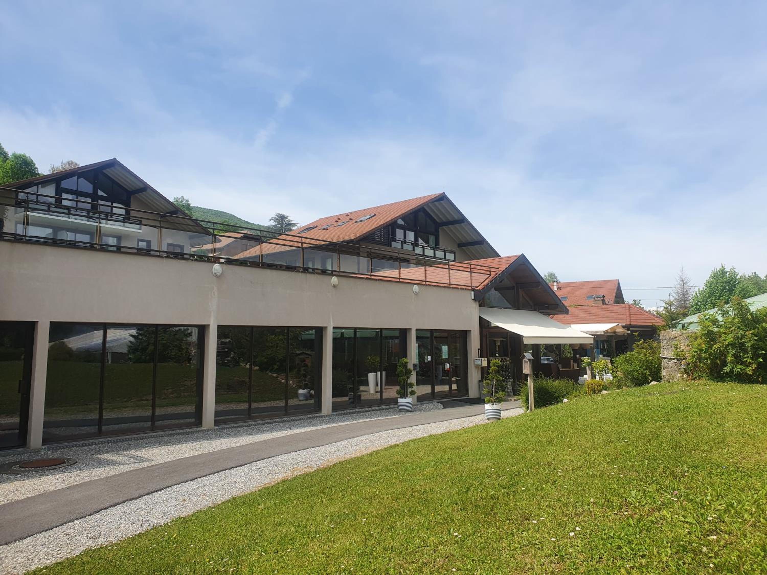 Residence Les Chataigniers view 4