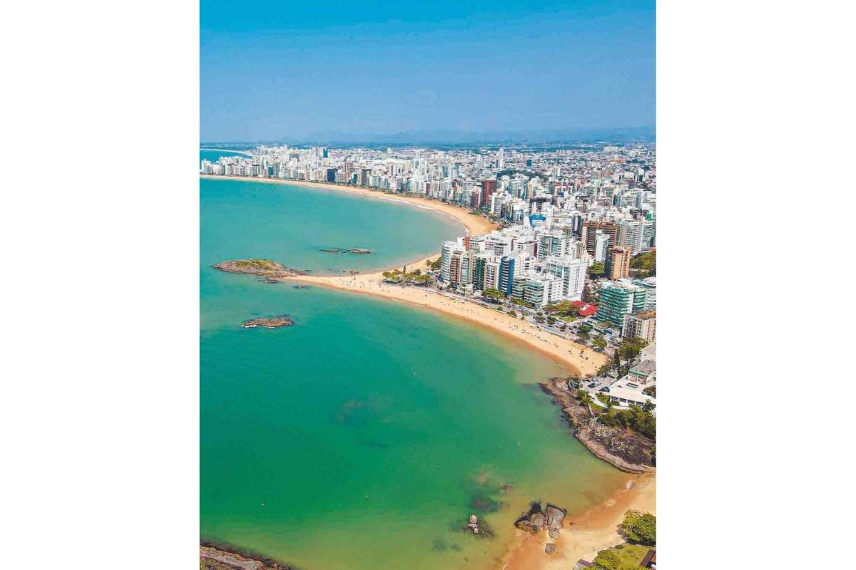 Apart amplo e charmoso na Praia da Costa