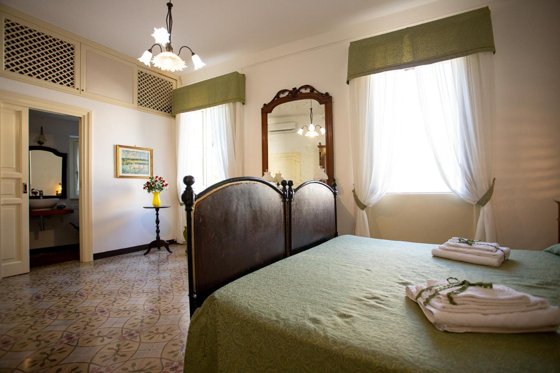 Valderice Vacations - Dimora Storica Villa Fontana - Property Image 4