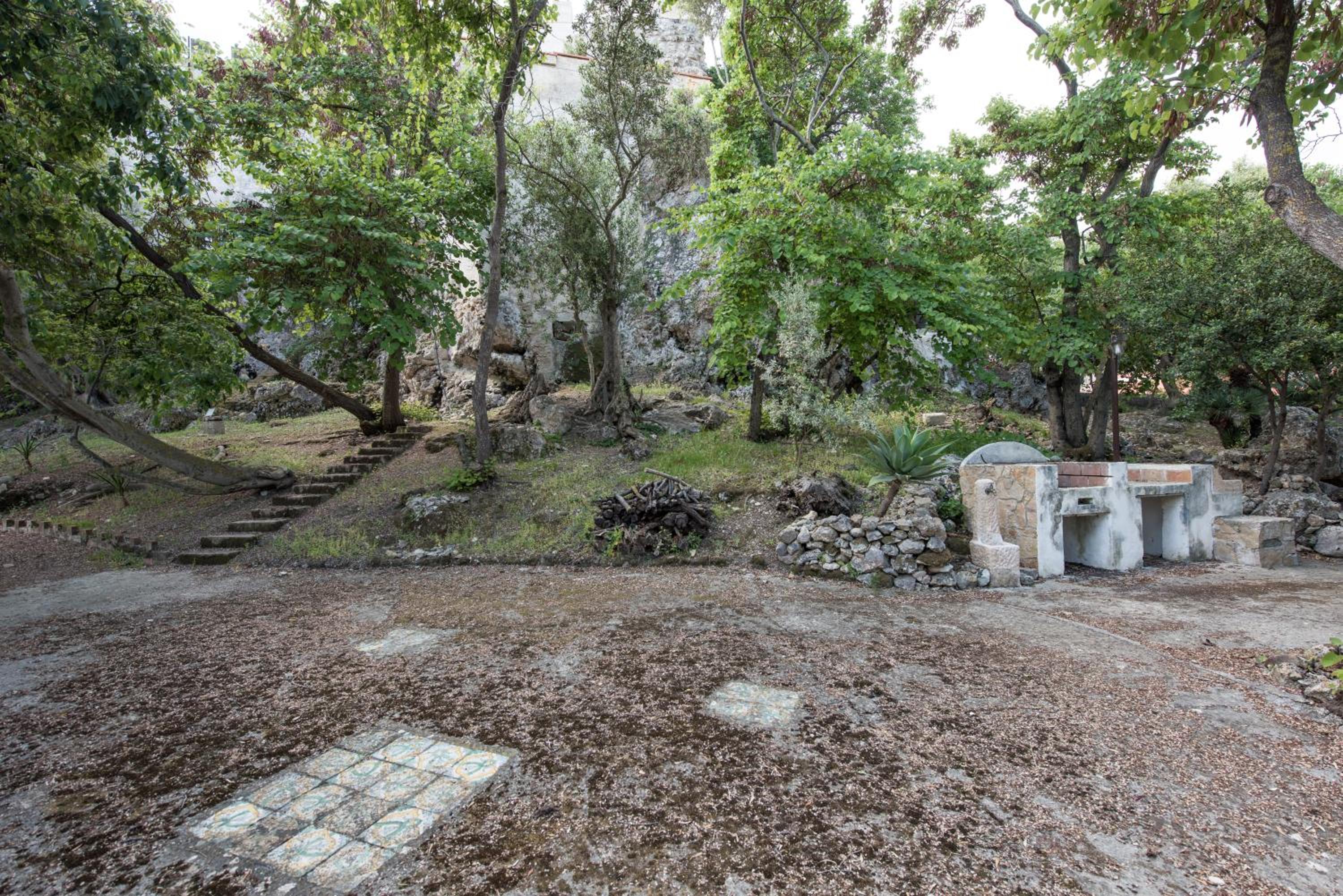 Valderice Vacations - Dimora Storica Villa Fontana - Property Image 15