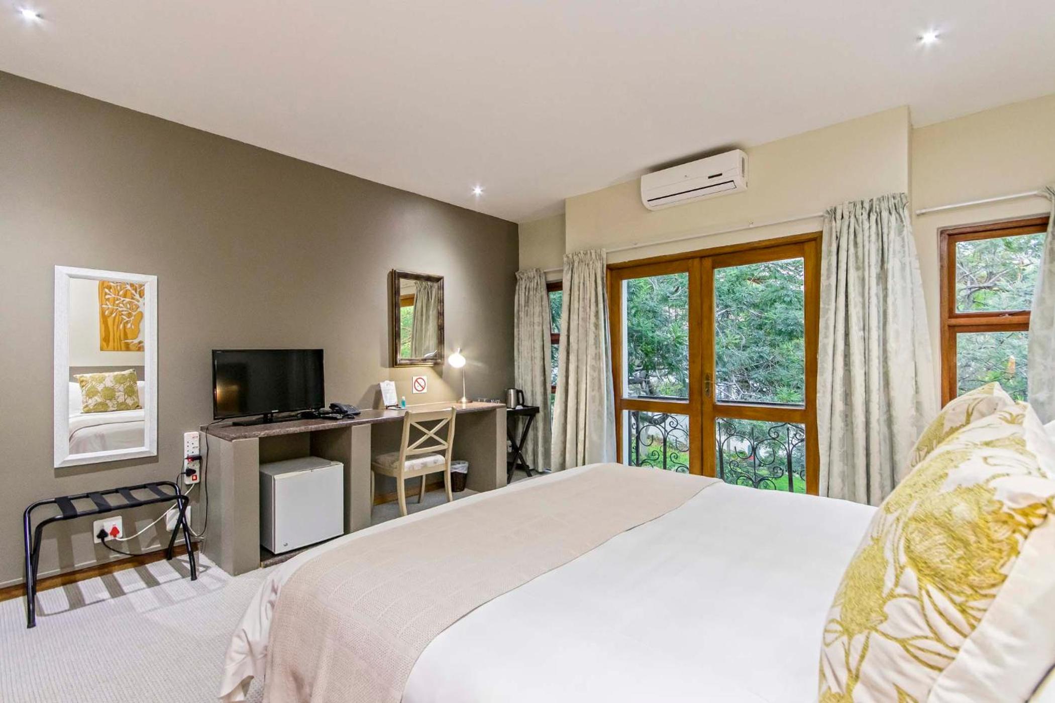 Dunton Guest House