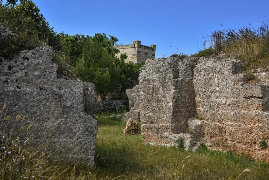 FATA BIANCA Salento - Giardino botanico con piscina