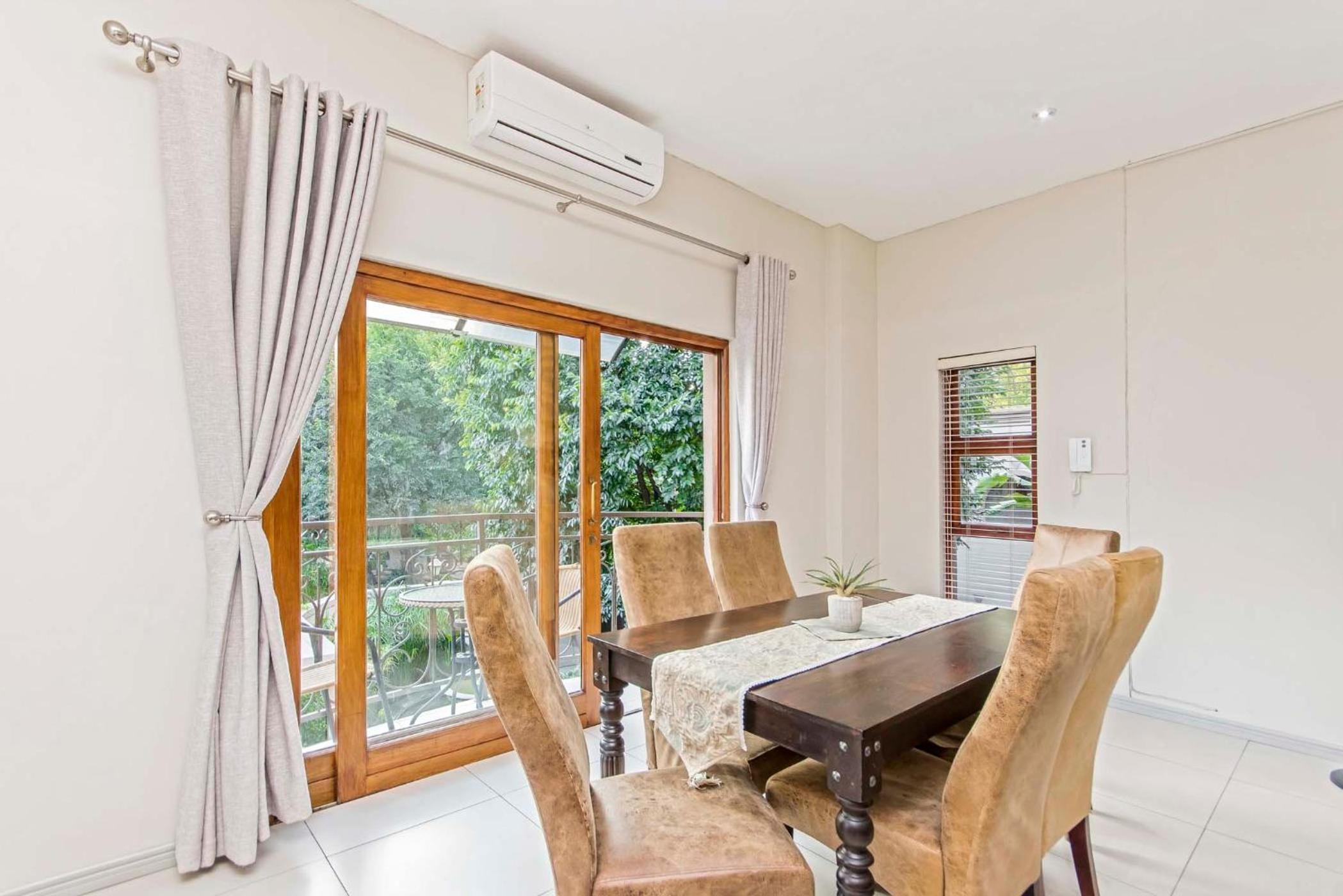 Dunton Guest House