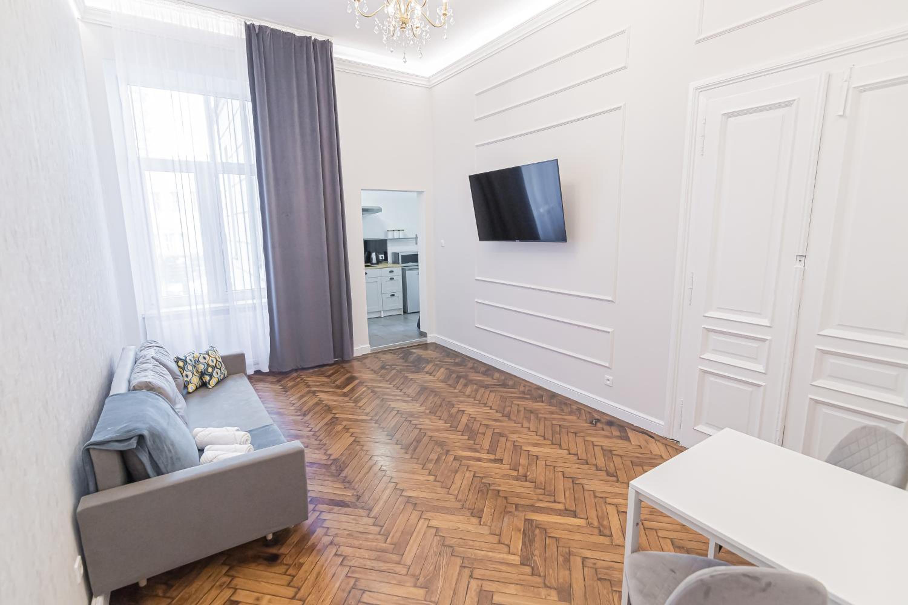 ROYAL Apartments