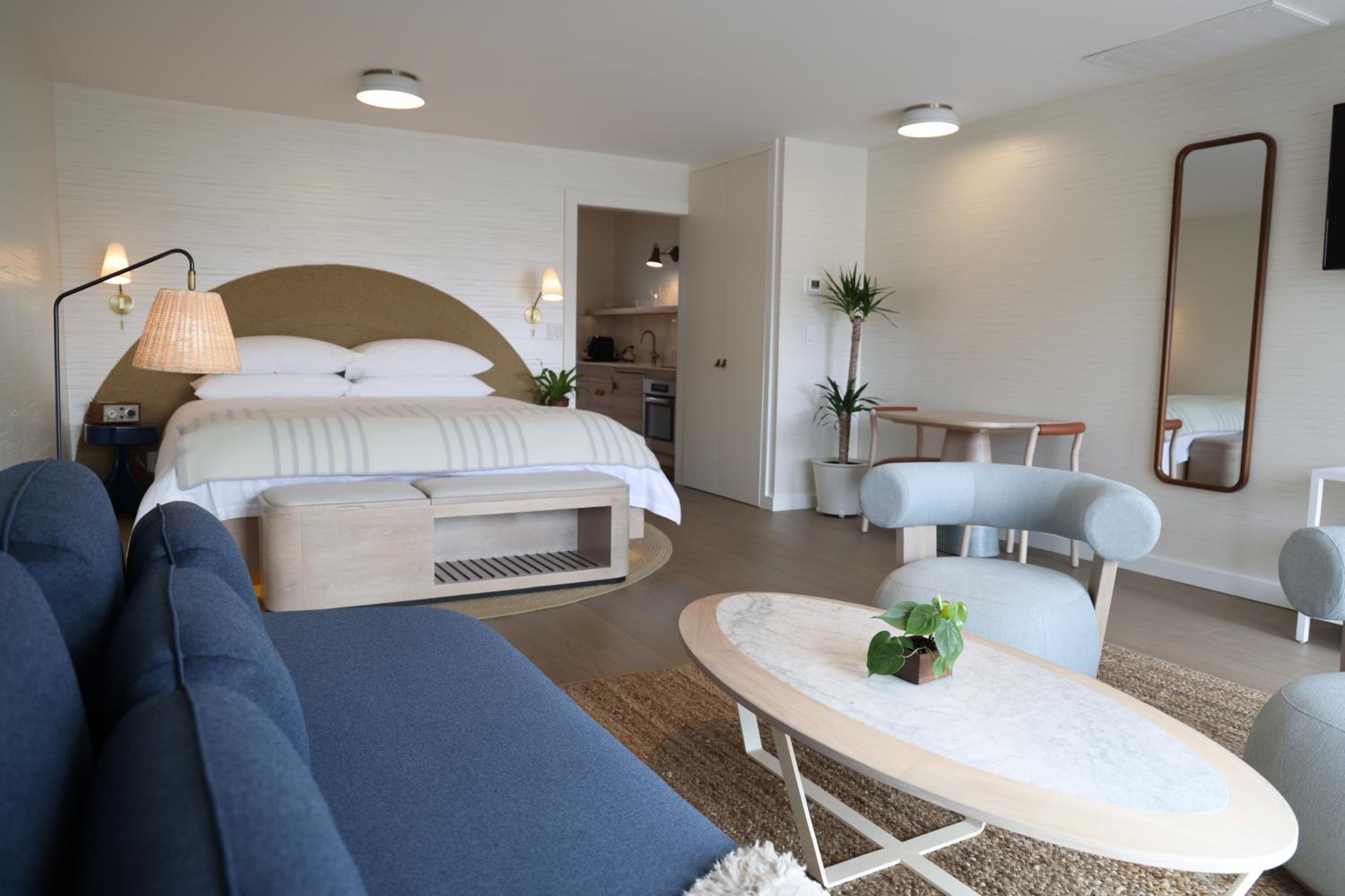 The Shoals Suites Slips - Property Image 19