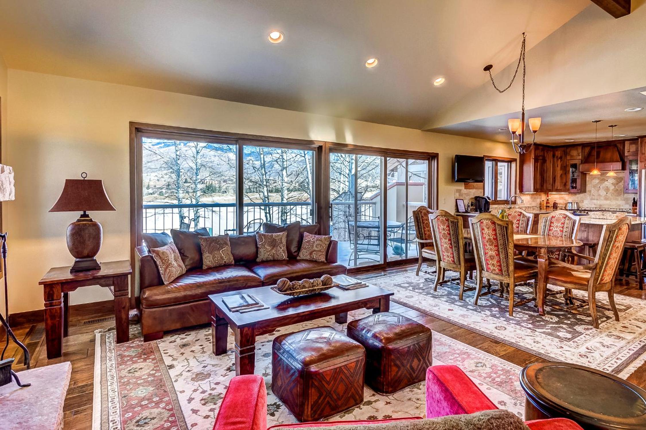 203 Arrowhead Drive view 4