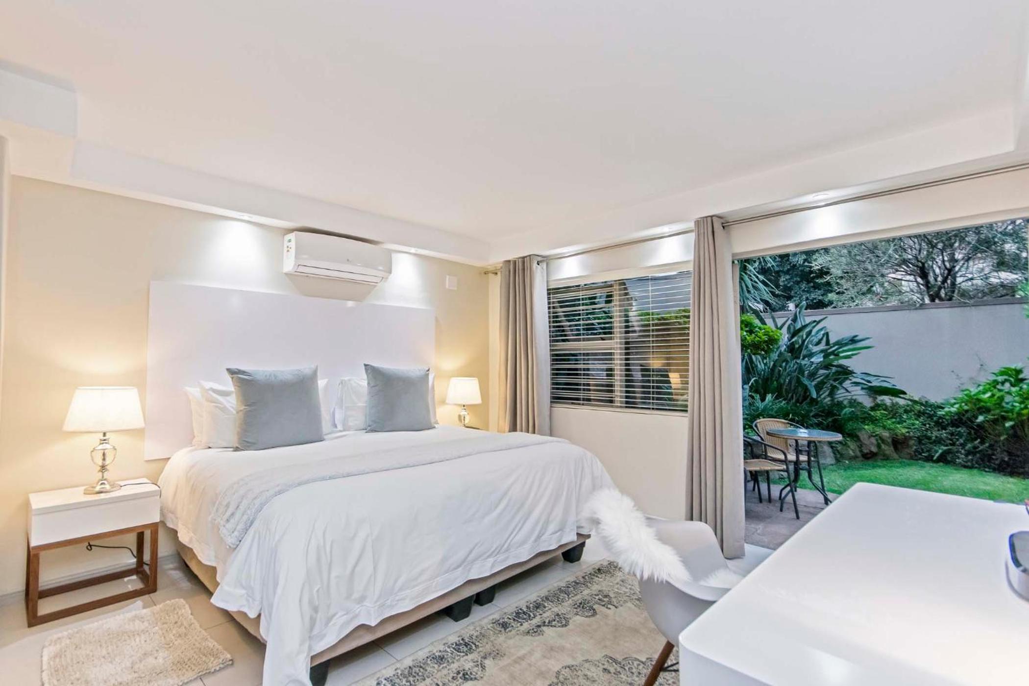 Dunton Guest House