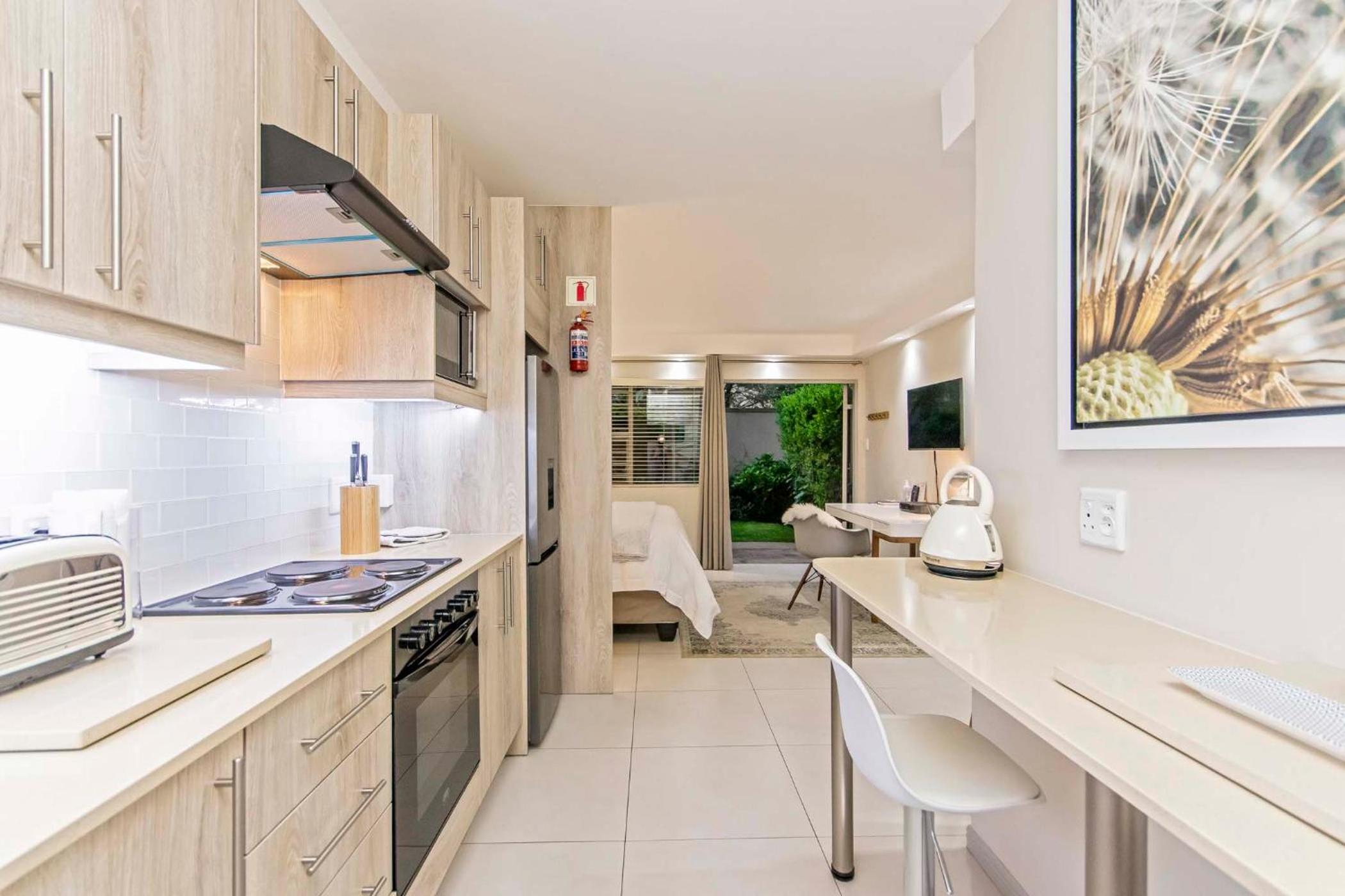 Dunton Guest House