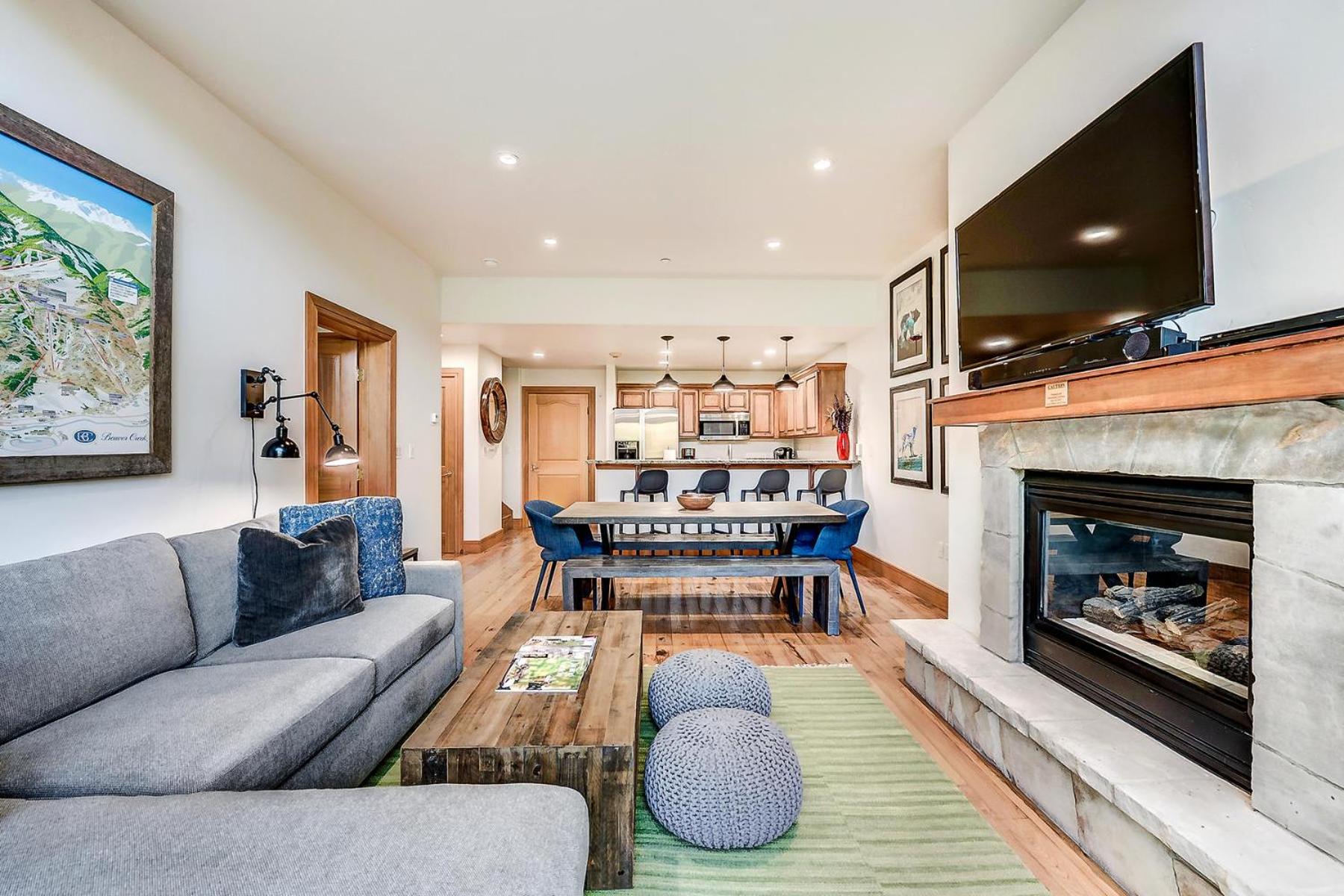 306 Aspenwood Lodge view 2