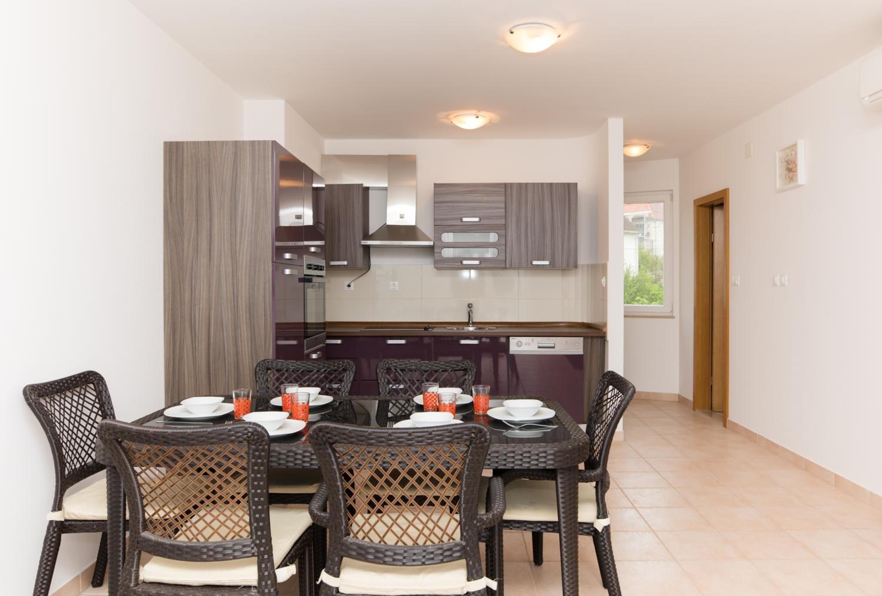 Apartments Barbara Sutivan view 3