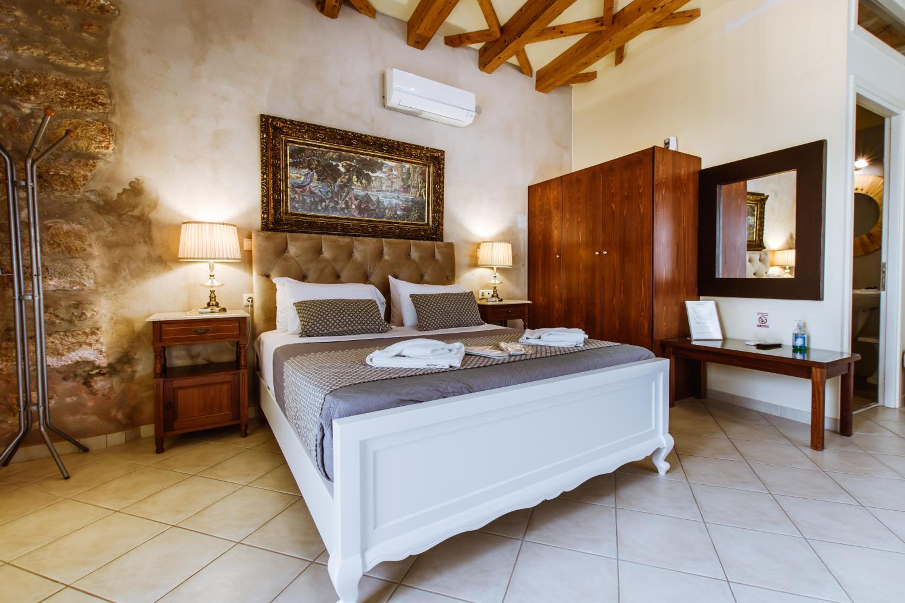 Bozzali Deluxe Hotel