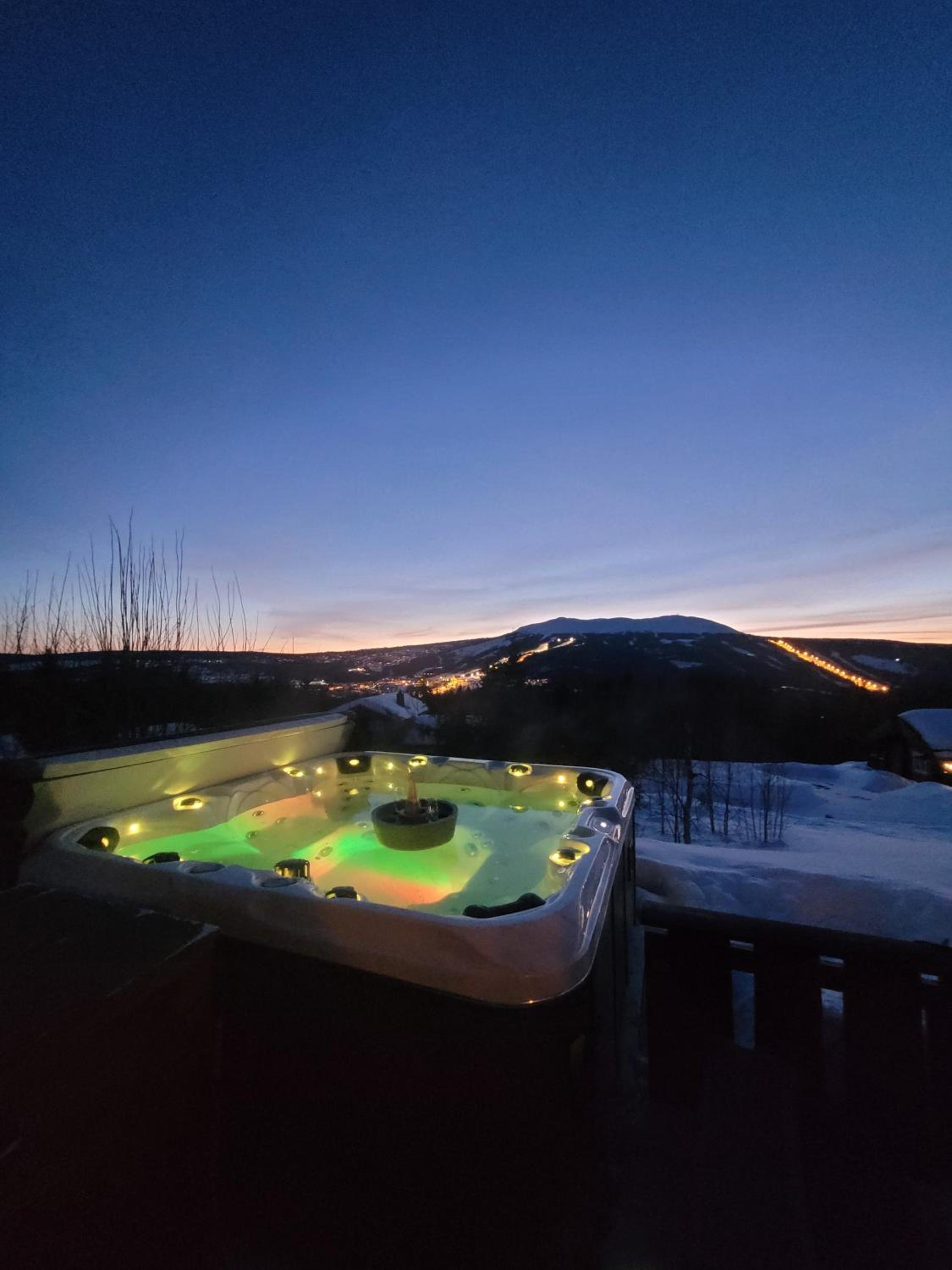 ReveEnka - cabin in Trysil with Jacuzzi for rent view 3