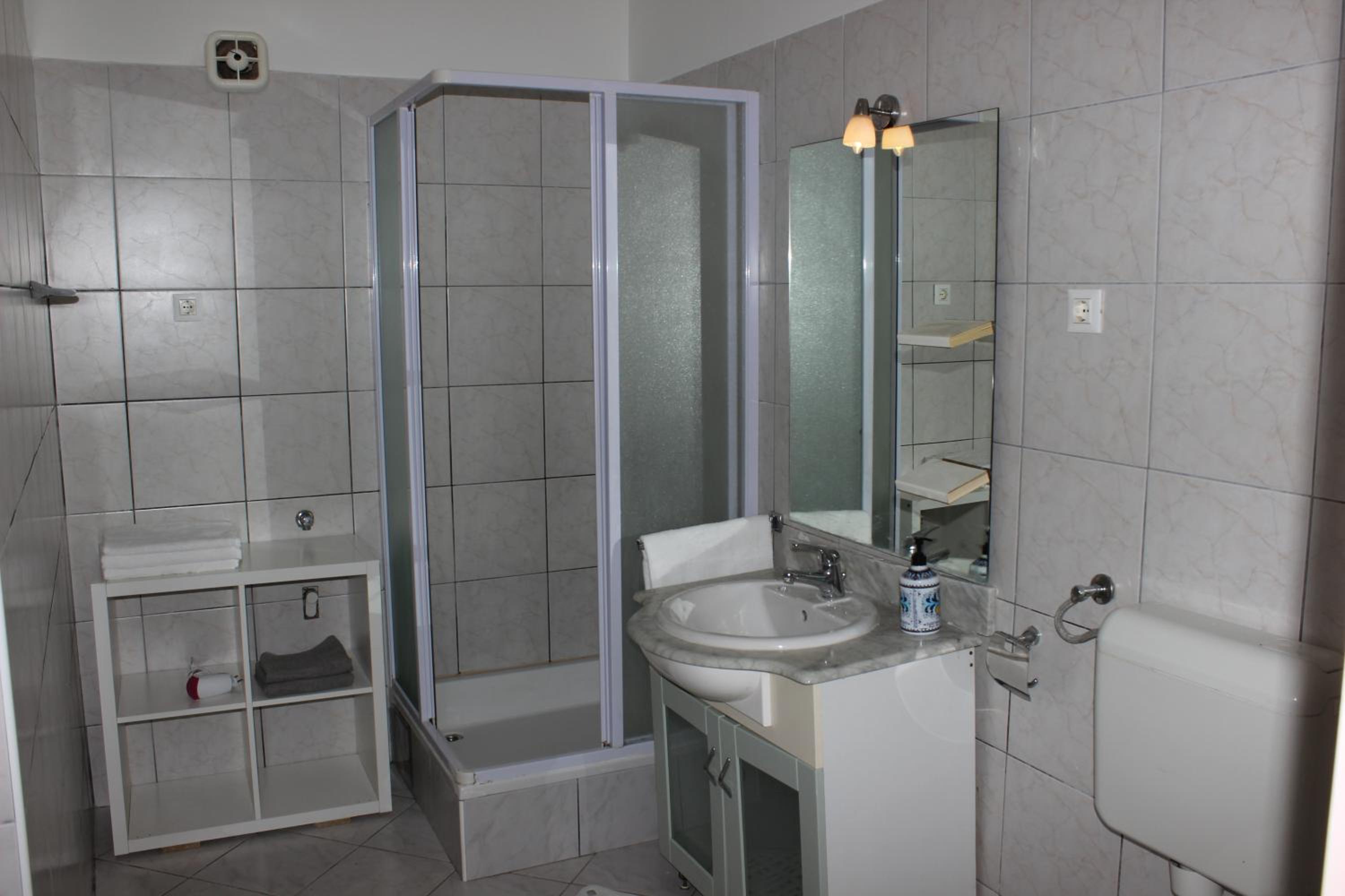 Photo 47