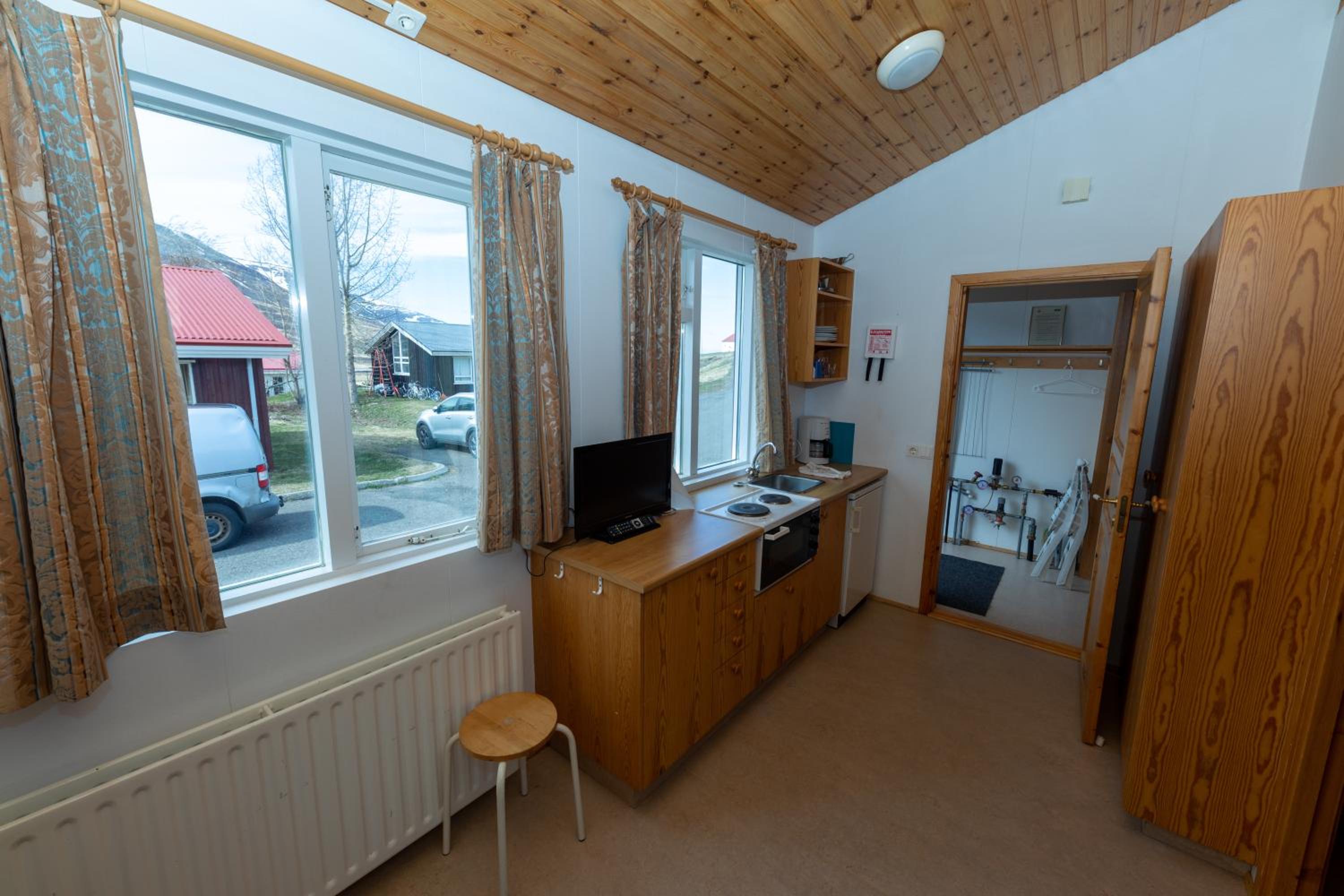 Kaffi Holar Cottages and Apartments view 2