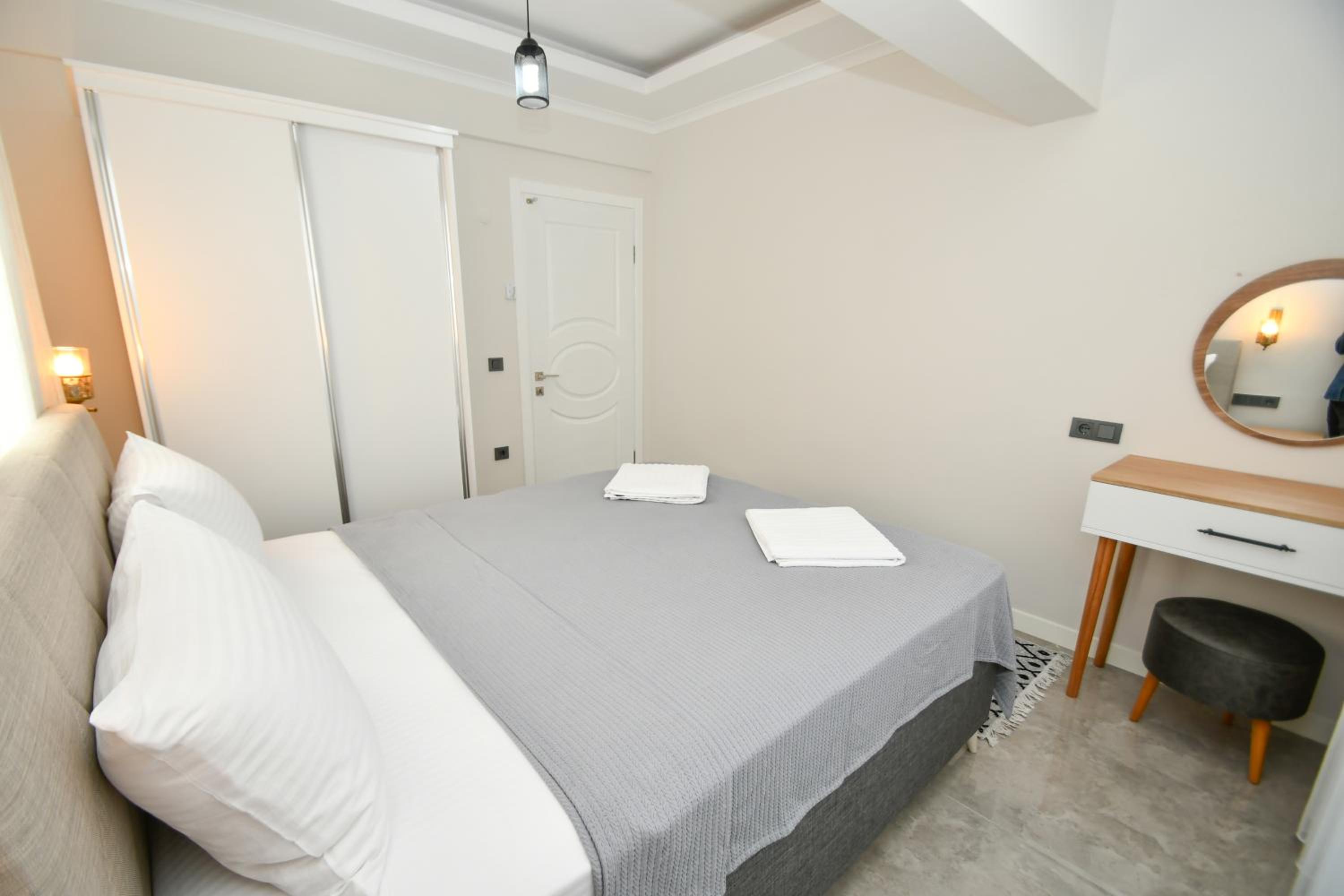 Duygu Apart etkileyici deniz manzaraları - Image 19