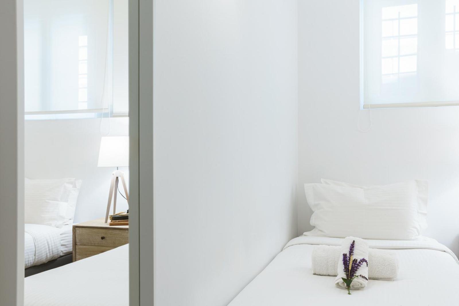 Art Pantheon - Suites & Apartments