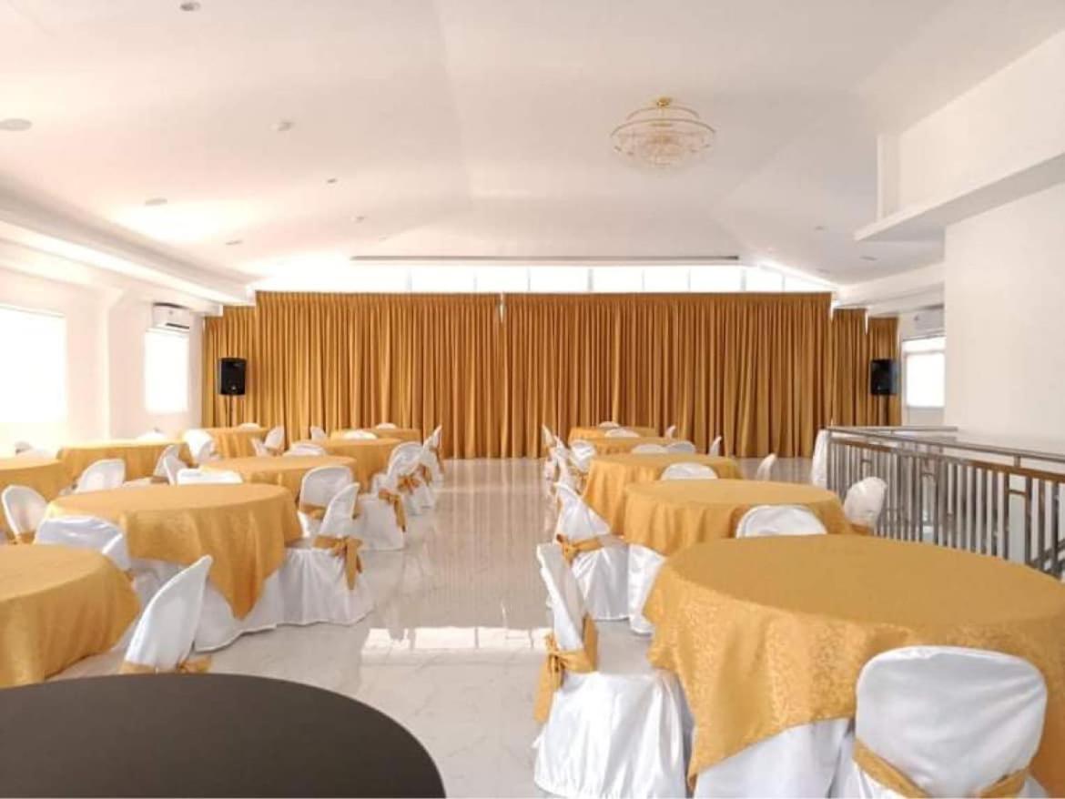Legends Hotel Lemery Batangas