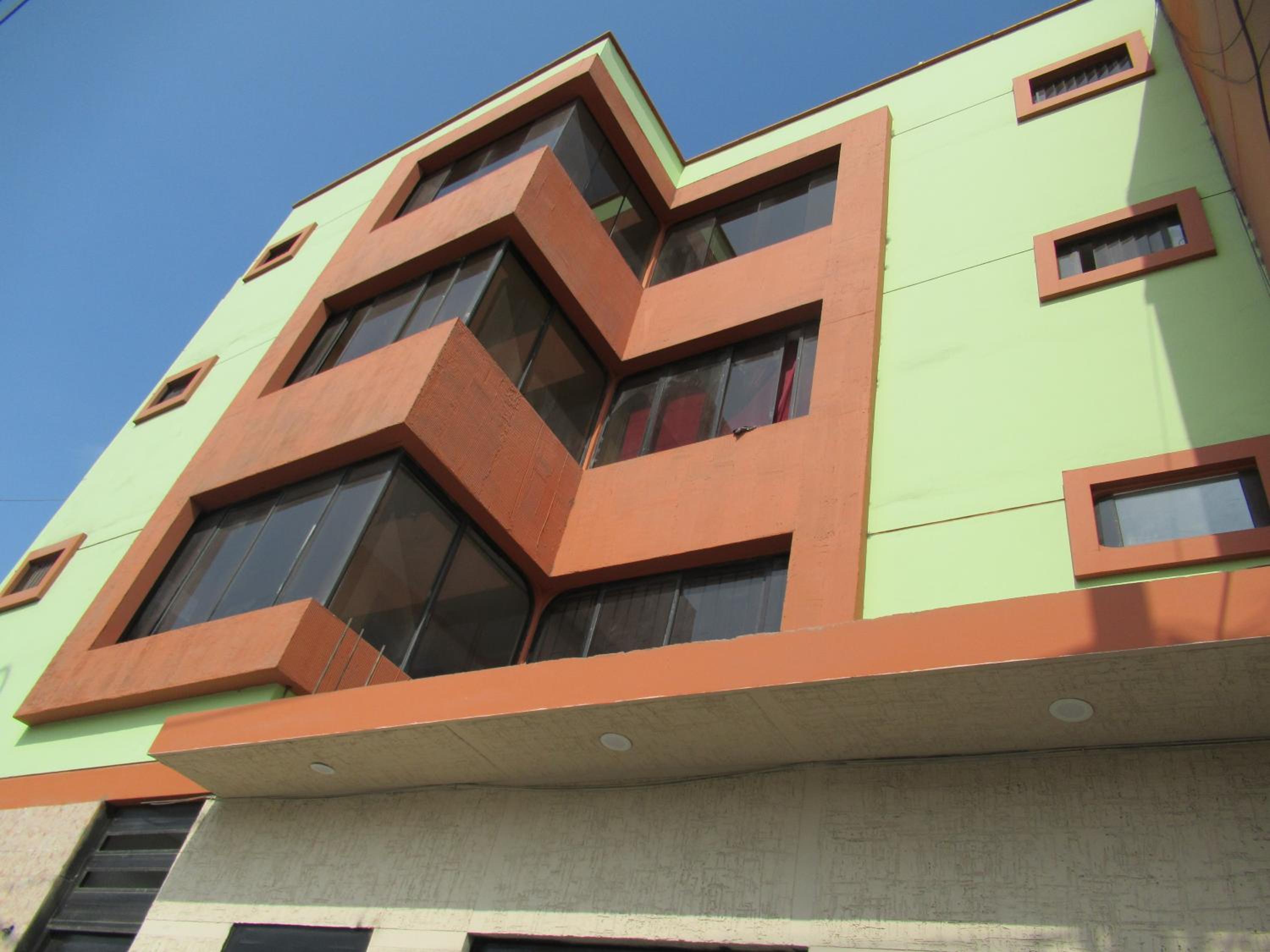 Kurmi Hostel Lima Airport
