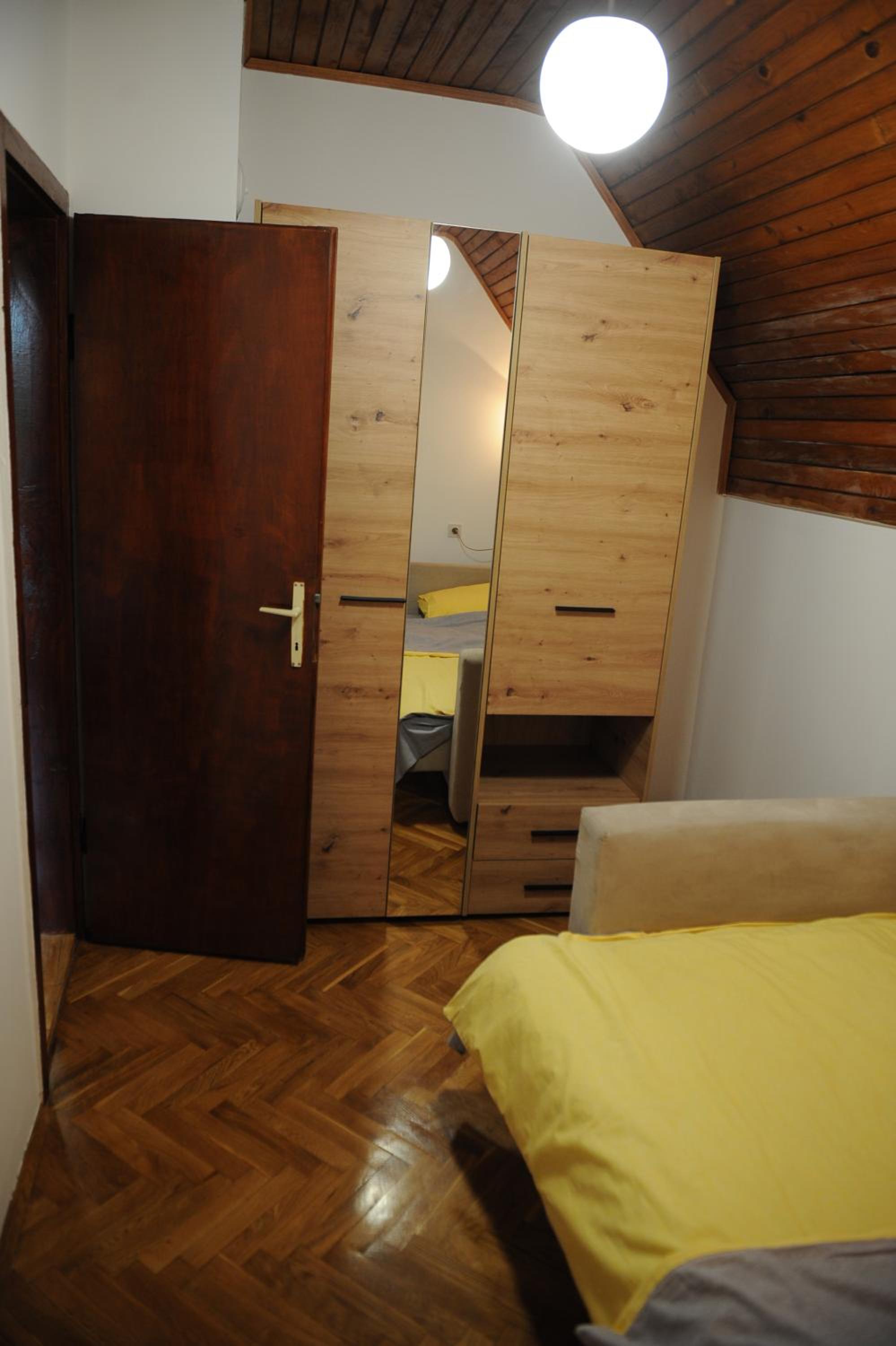 Photo 31