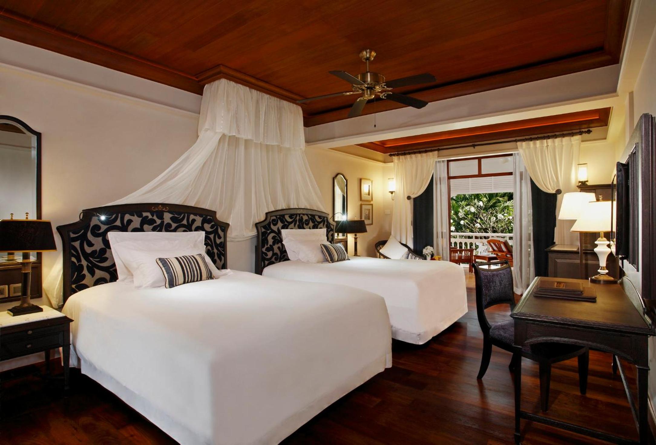 Centara Grand Beach Resort Hua Hin