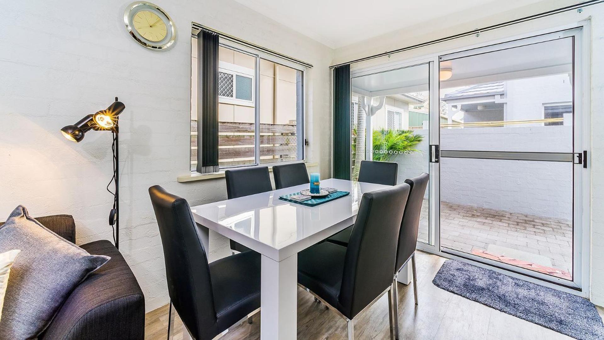 RED Rock - Where Yamba Adventures Meet Townhouse Comfort - Holiday Yamba view 2